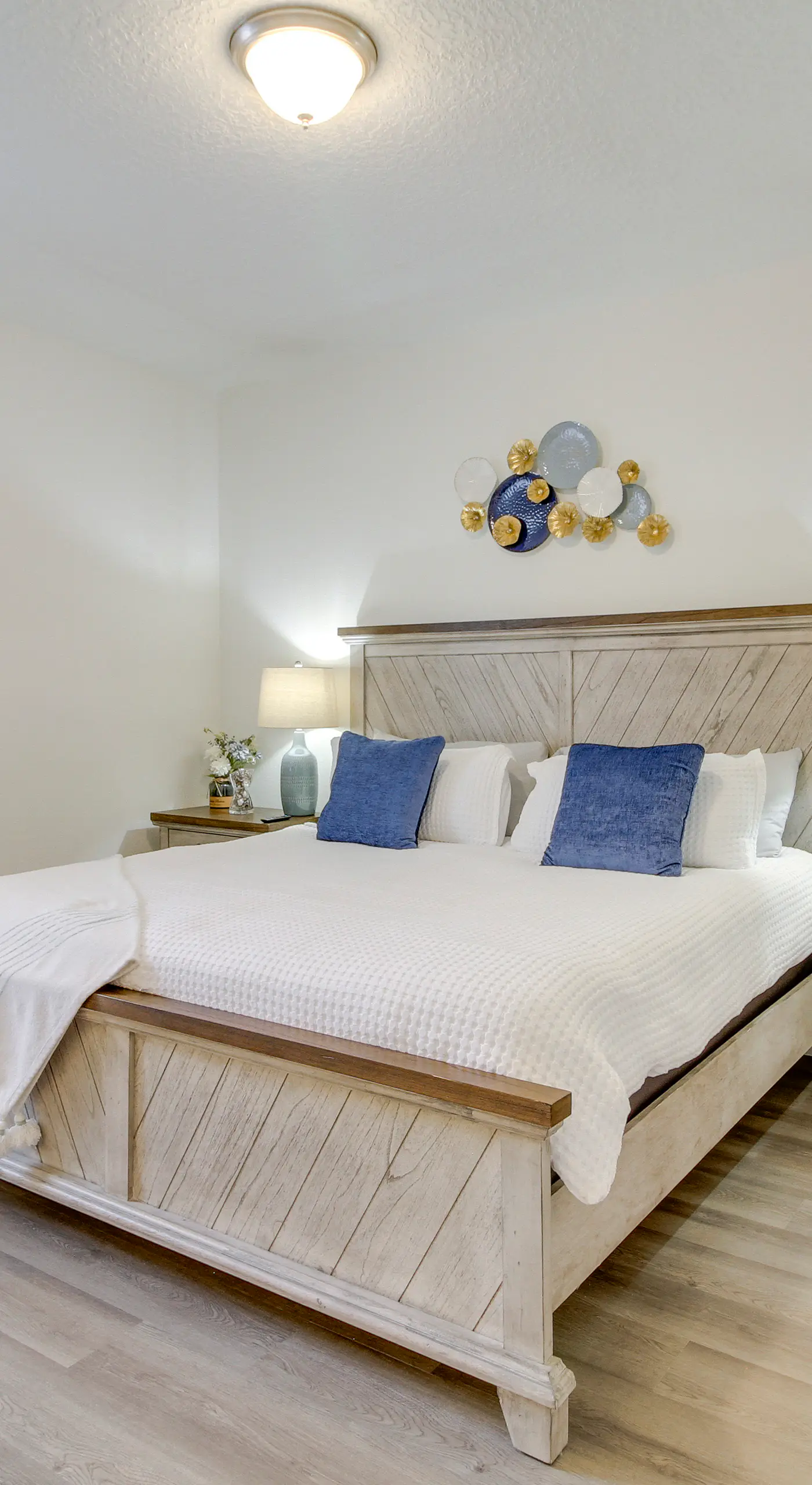 3 Mi to Downtown: WFH-Friendly ABQ Townhome!