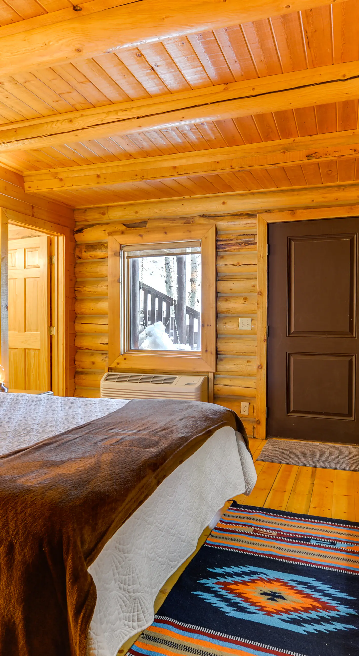 Jackson Condo w/ Fireplace < Half Mi to Snow King!
