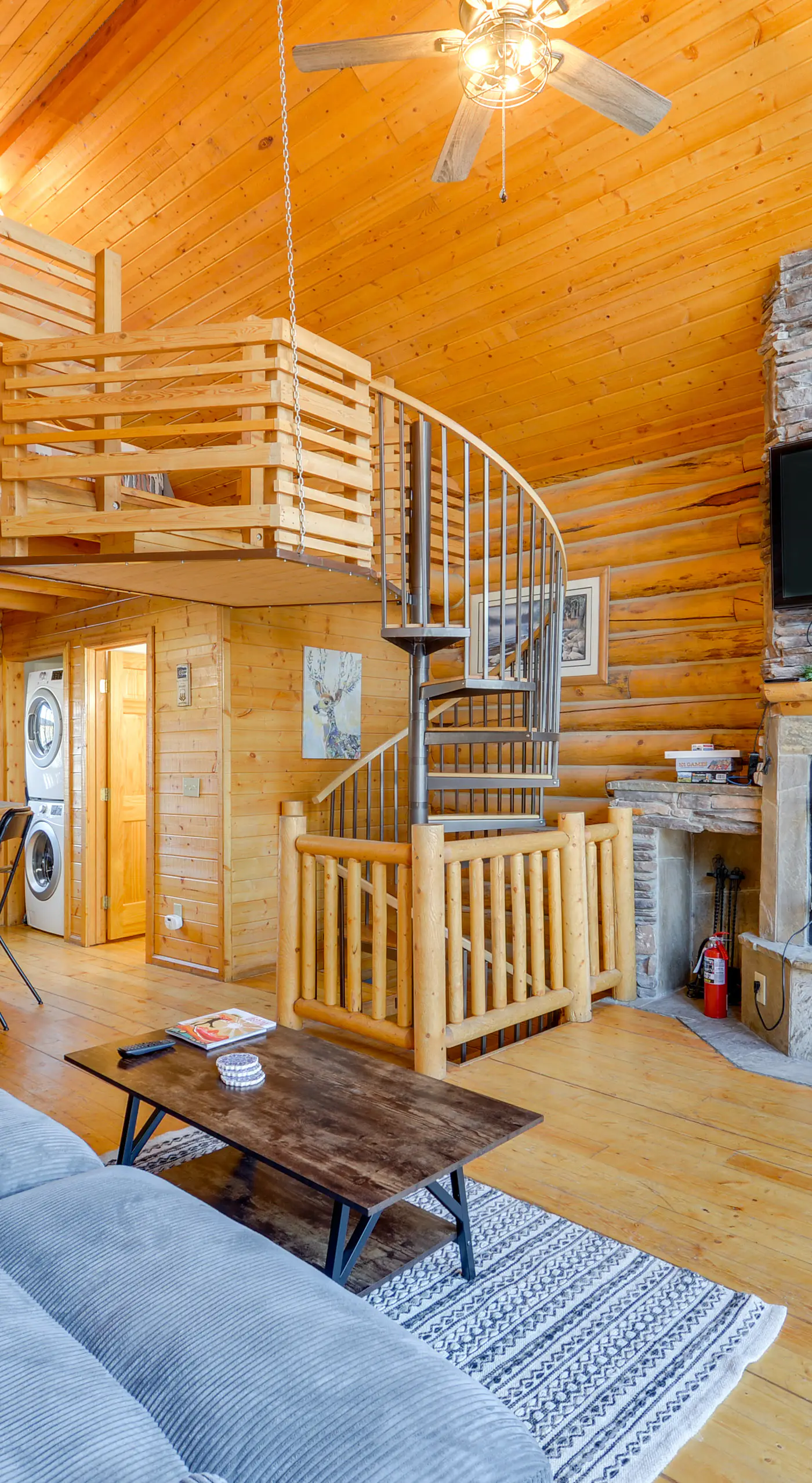Jackson Condo w/ Fireplace < Half Mi to Snow King!