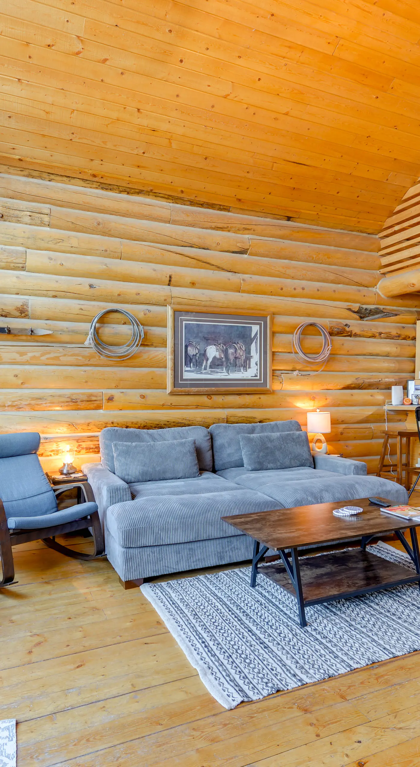 Jackson Condo w/ Fireplace < Half Mi to Snow King!
