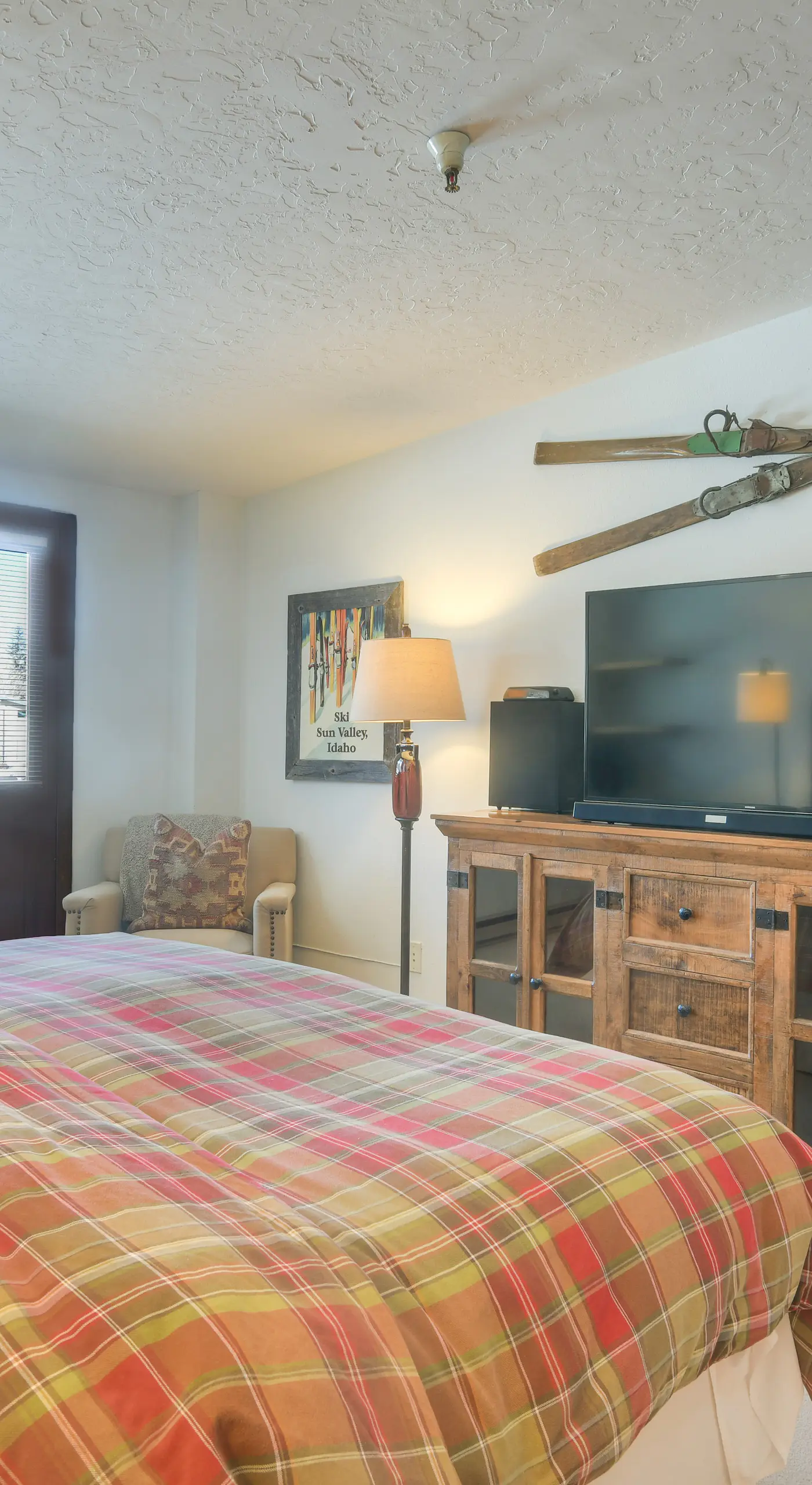 Mtn-View Balcony! Walkable Ketchum Condo