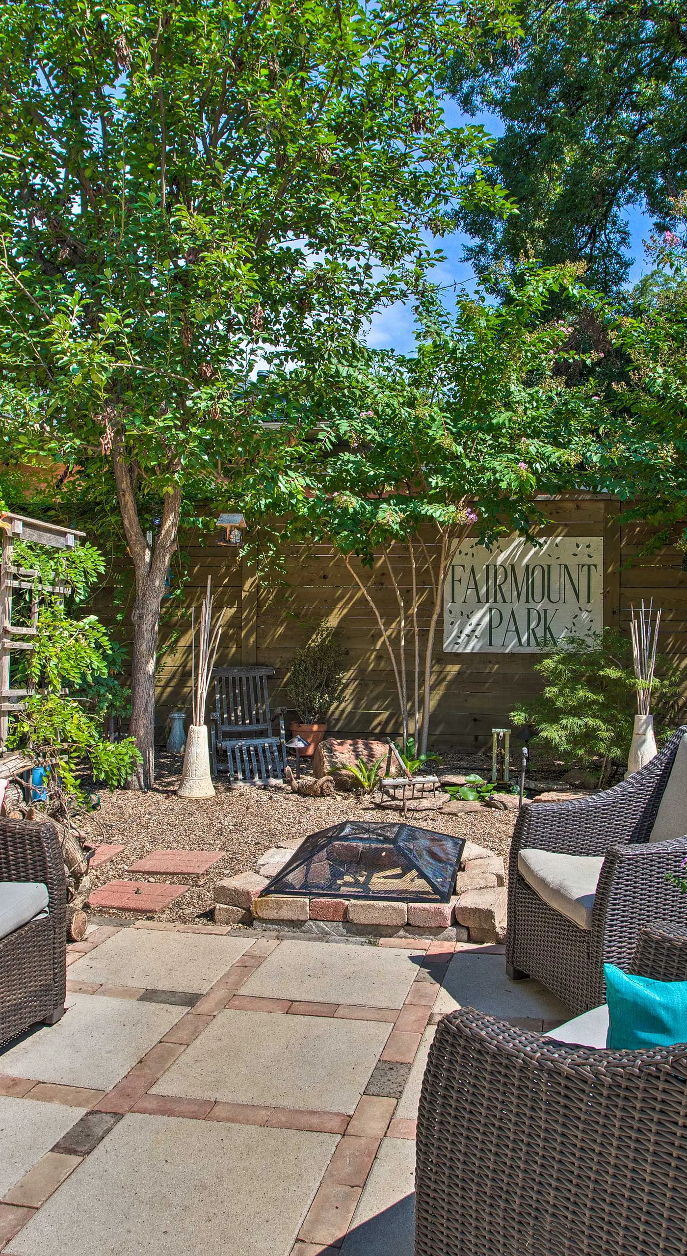 4 Mi to Dtwn! Fort Worth Cottage w/ Shared Pool