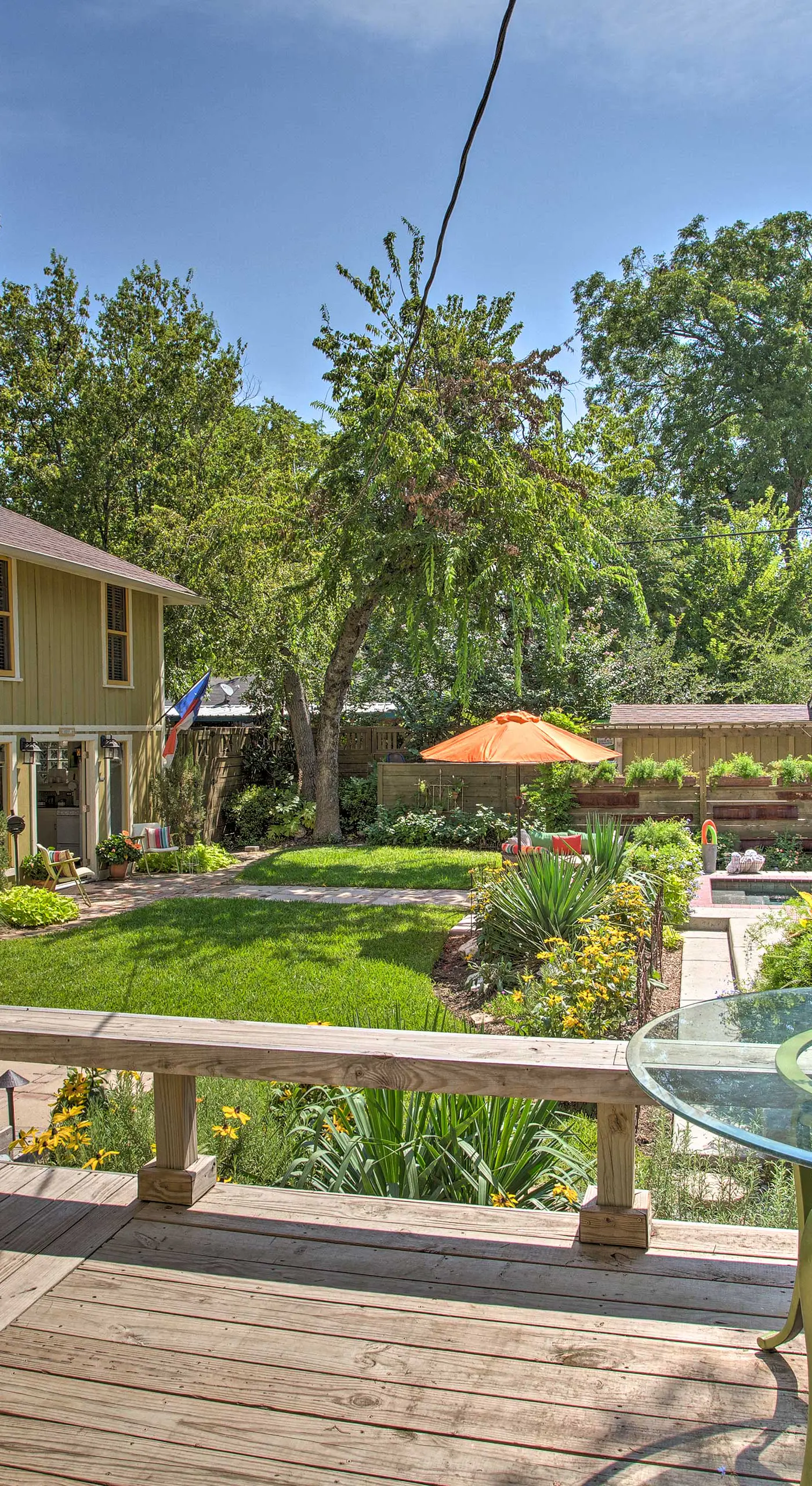 4 Mi to Dtwn! Fort Worth Cottage w/ Shared Pool