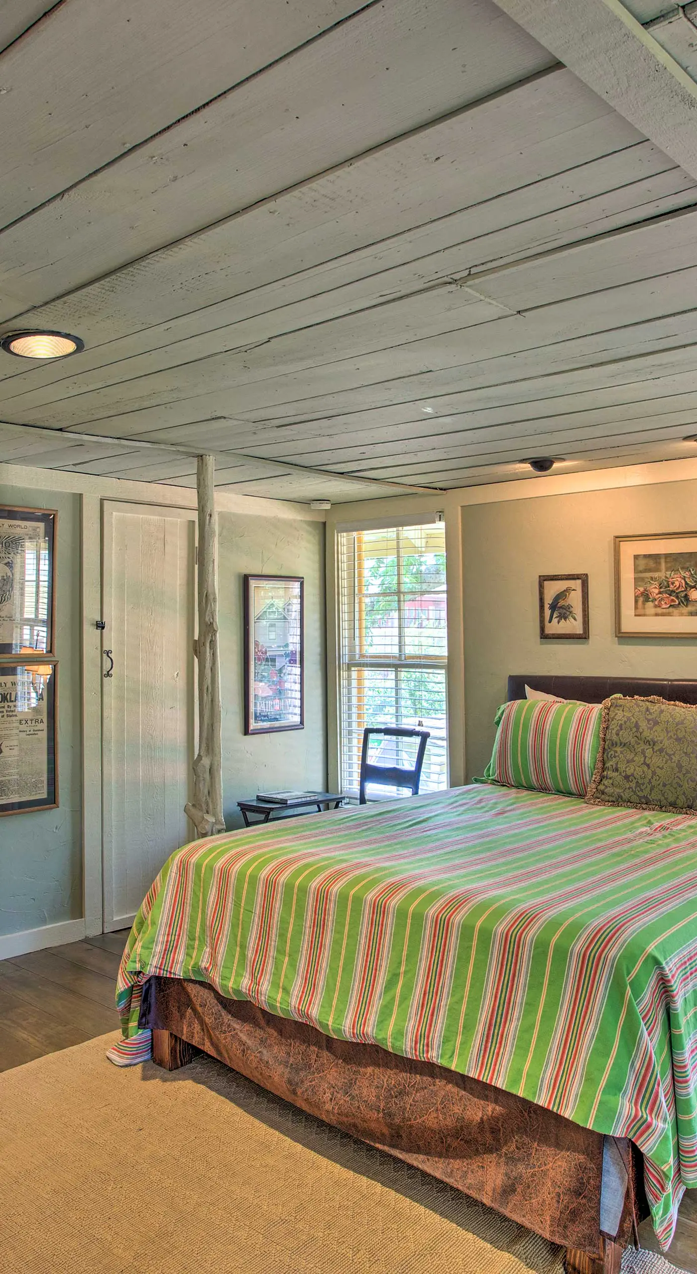 4 Mi to Dtwn! Fort Worth Cottage w/ Shared Pool