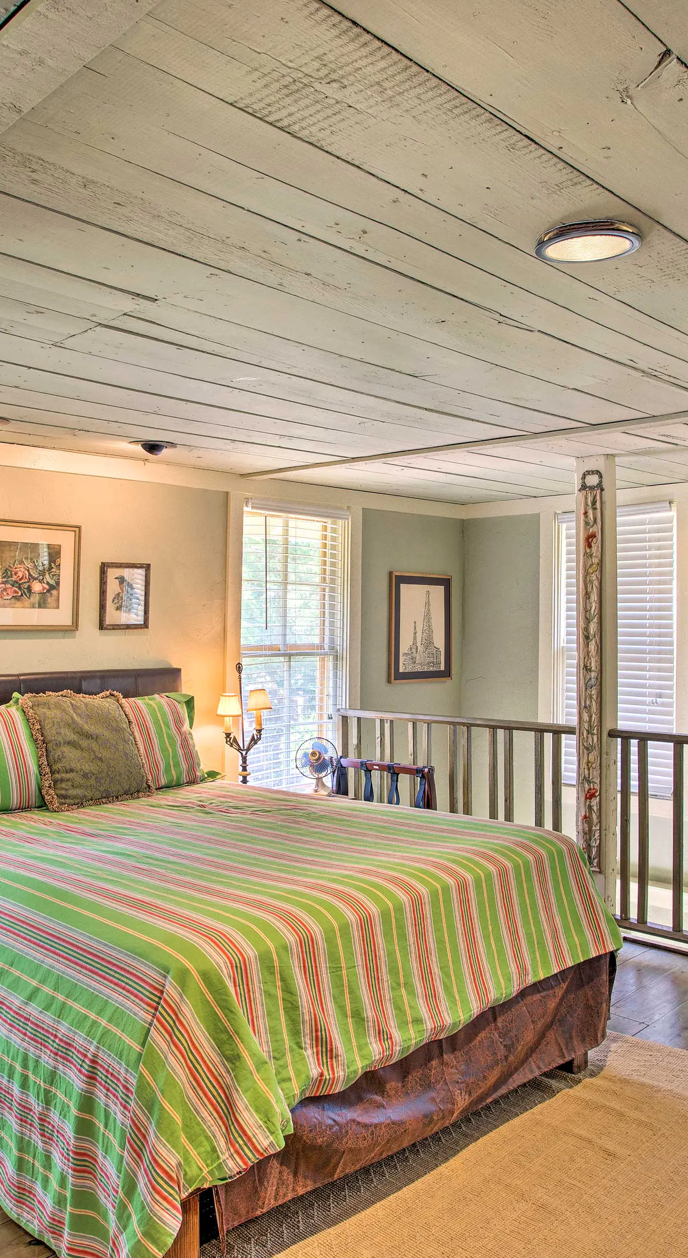 4 Mi to Dtwn! Fort Worth Cottage w/ Shared Pool