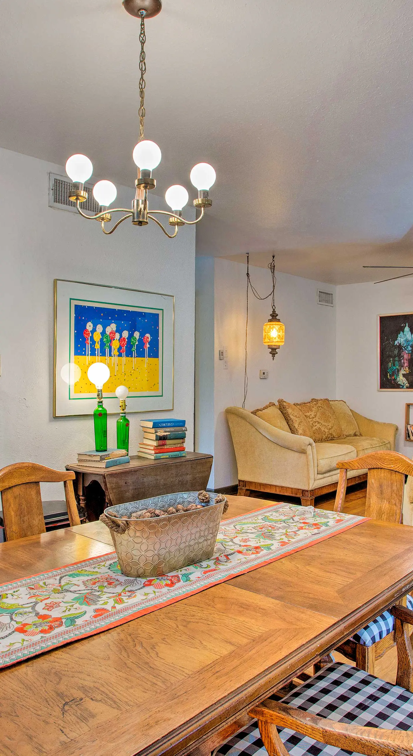 Pet-Friendly River District Gem 5 Mi to Stockyards