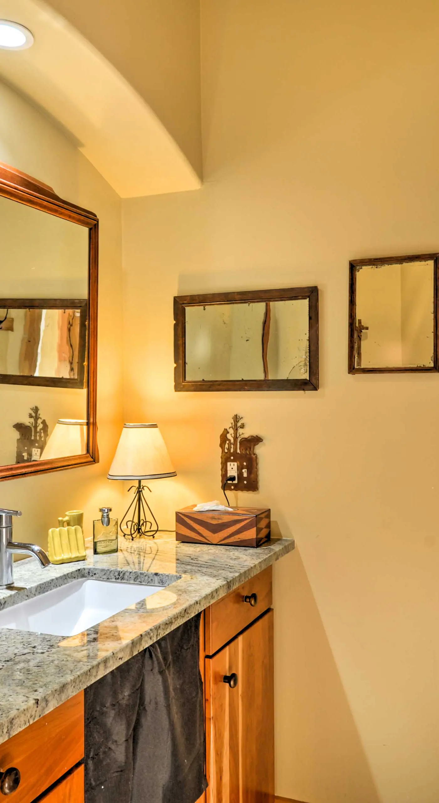 Family-Friendly Del Norte Home w/ Stunning Views!