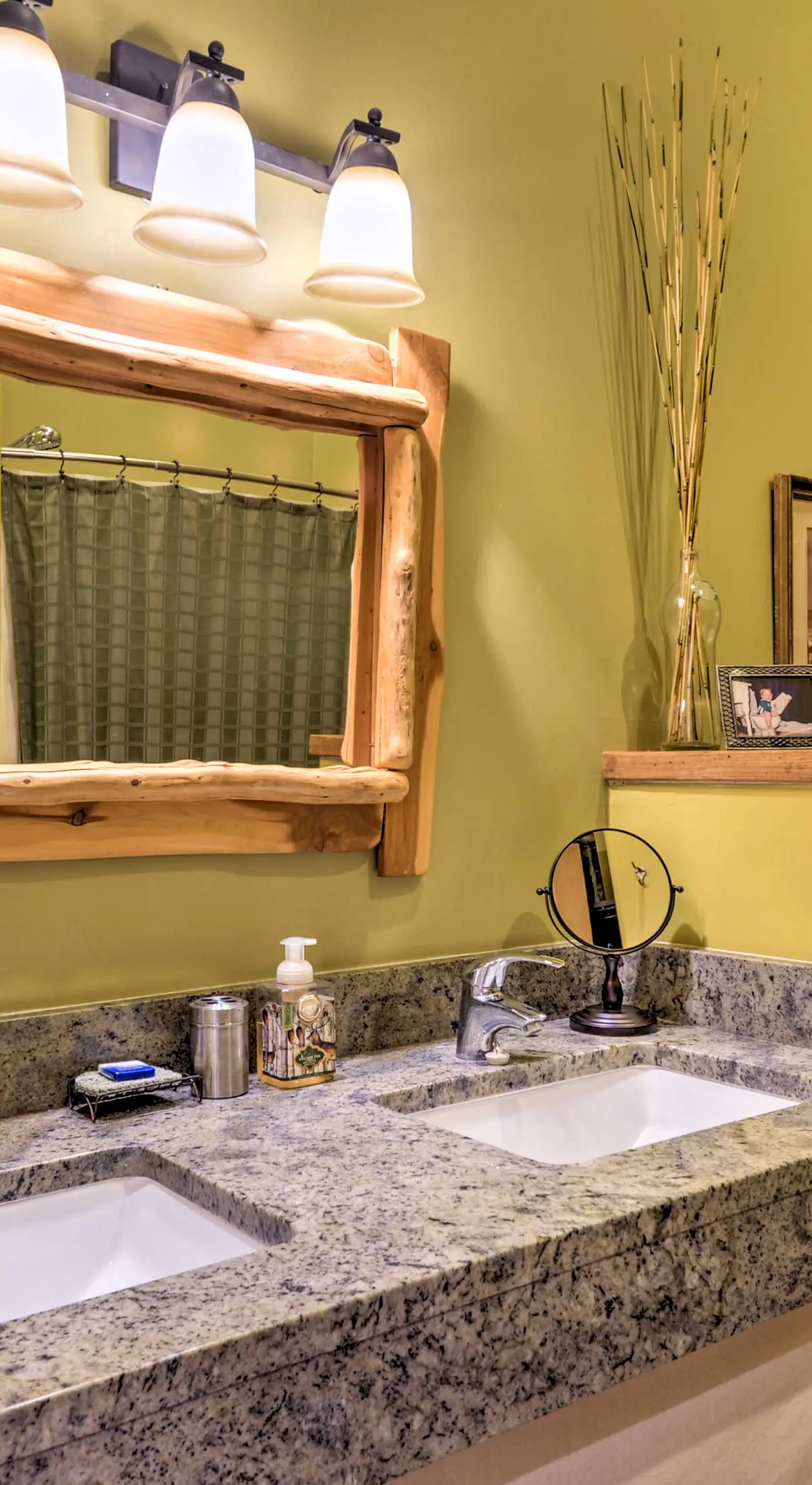 Family-Friendly Del Norte Home w/ Stunning Views!