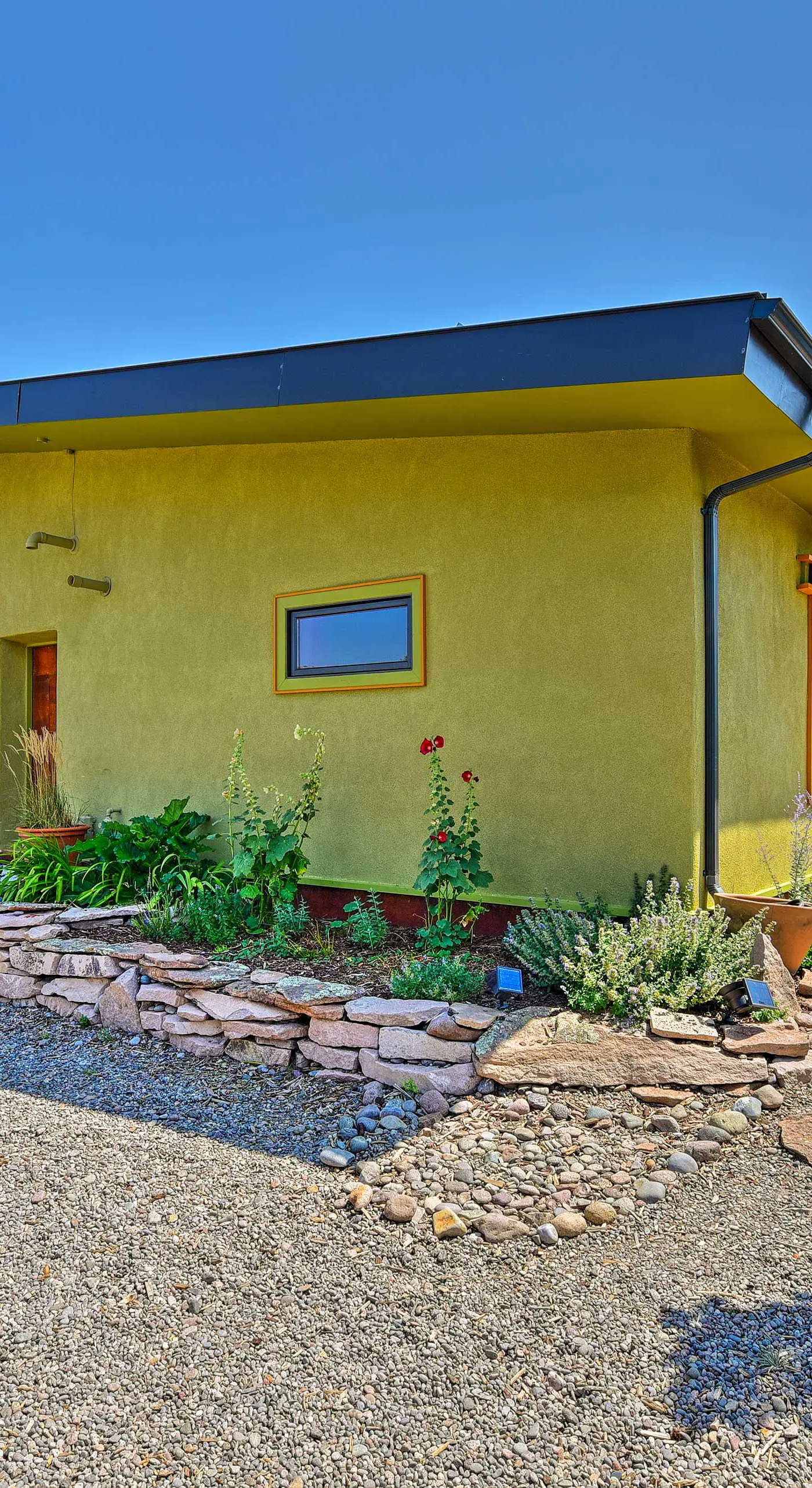 Family-Friendly Del Norte Home w/ Stunning Views!