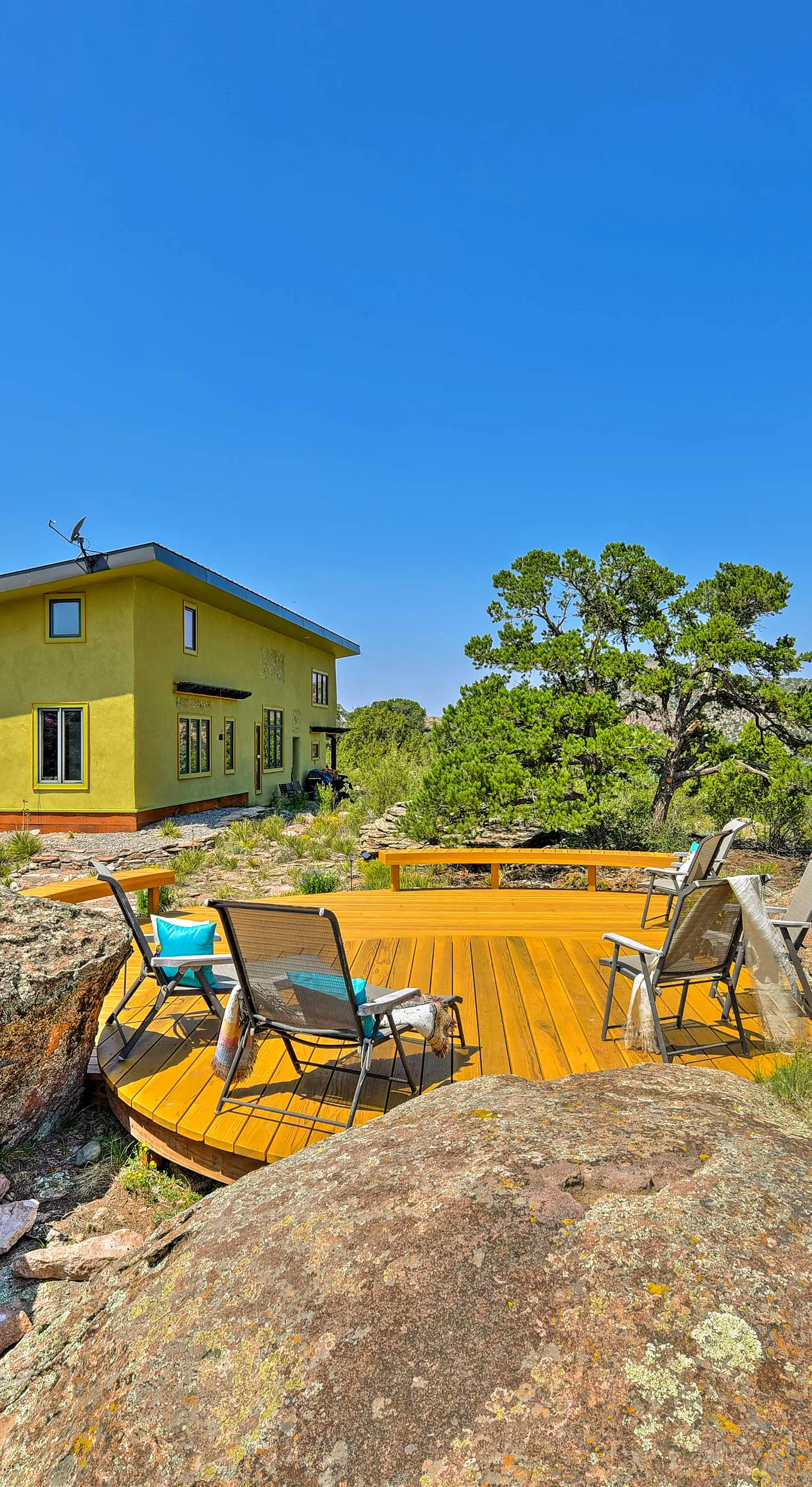Family-Friendly Del Norte Home w/ Stunning Views!