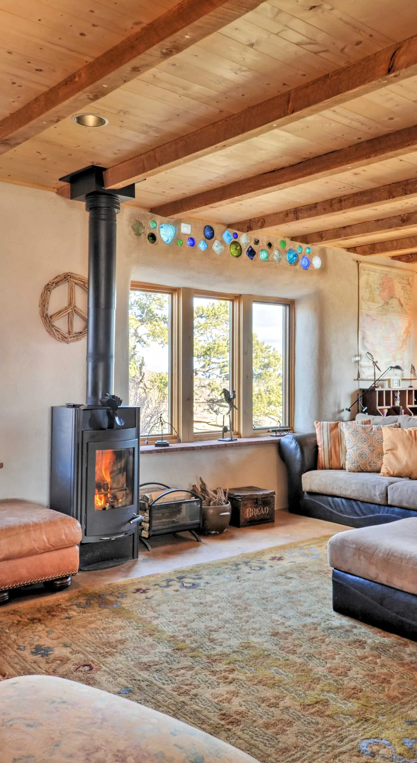 Family-Friendly Del Norte Home w/ Stunning Views!