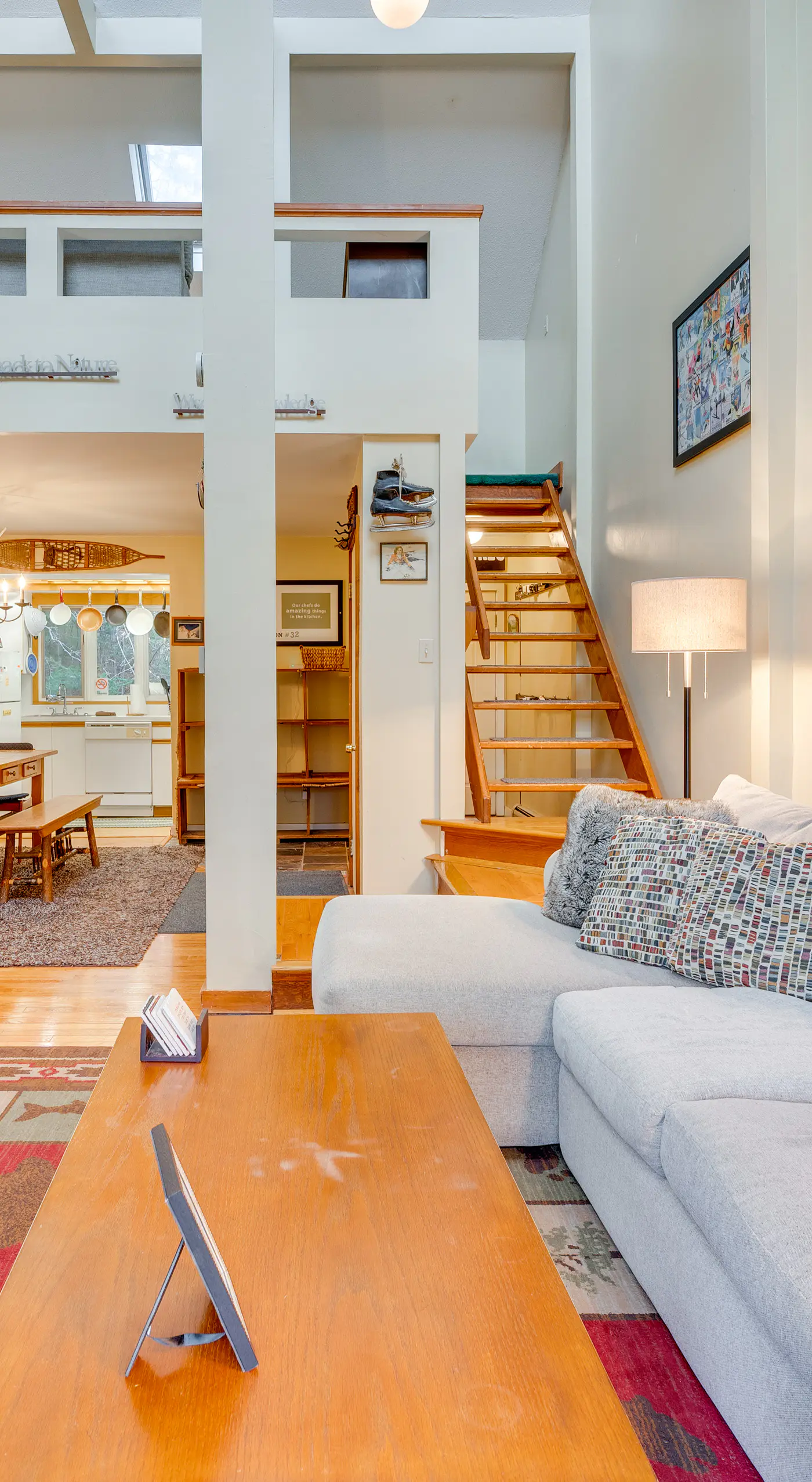 Cozy Bretton Woods Ski-In/Ski-Out Condo w/ Deck!