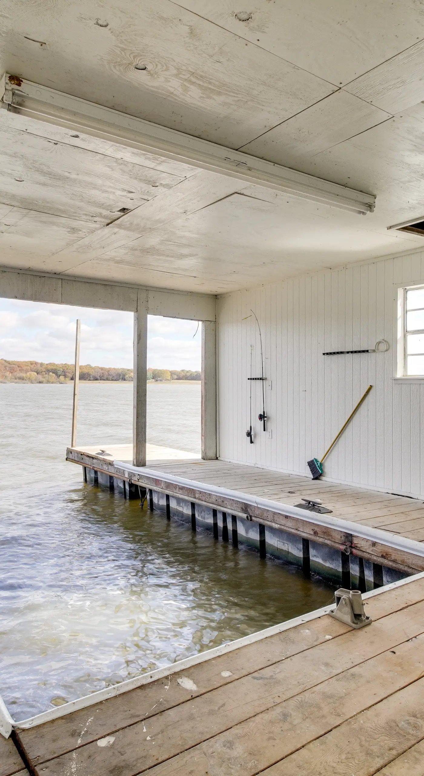 Waterfront ‘StoneHaven at Reed Point’ w/ Swim Spa!