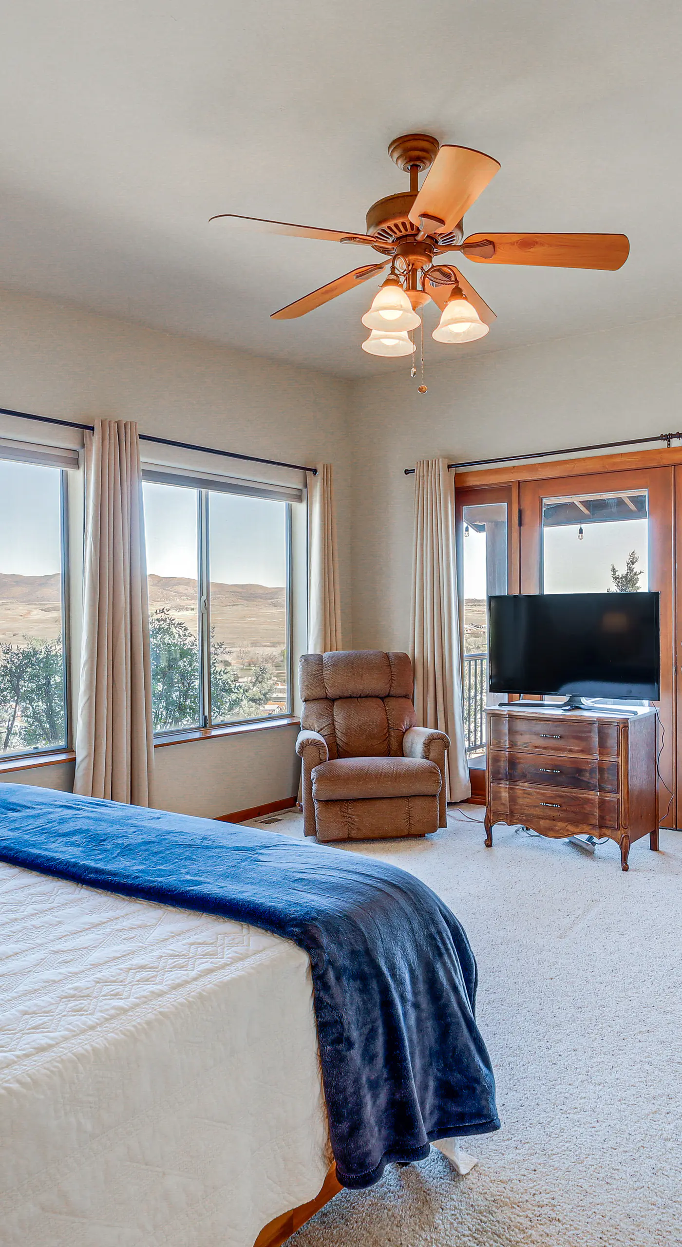 Golfer's Haven! Mtn-View Dewey Gem w/ Pool Access