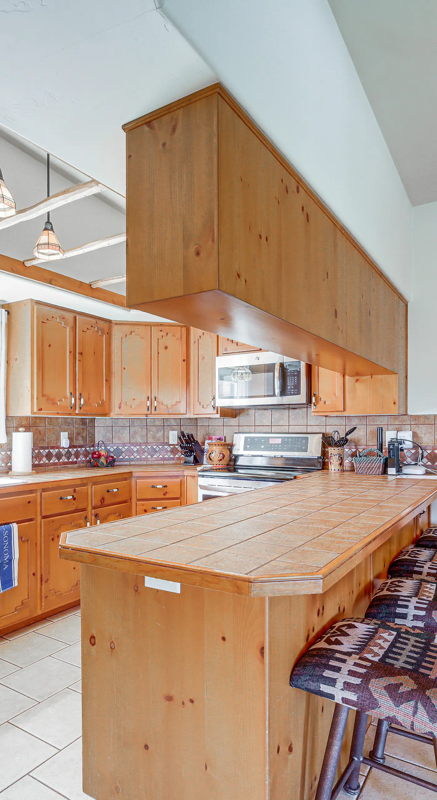 Golfer's Haven! Mtn-View Dewey Gem w/ Pool Access