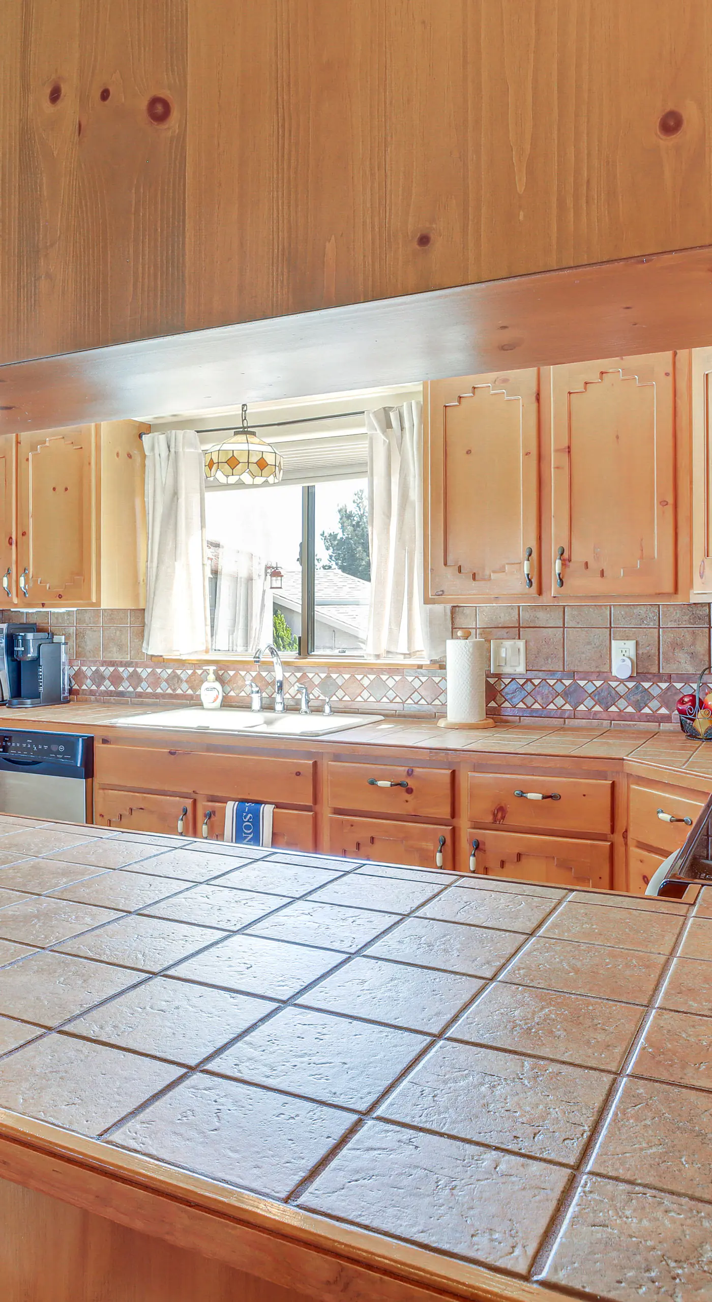 Golfer's Haven! Mtn-View Dewey Gem w/ Pool Access