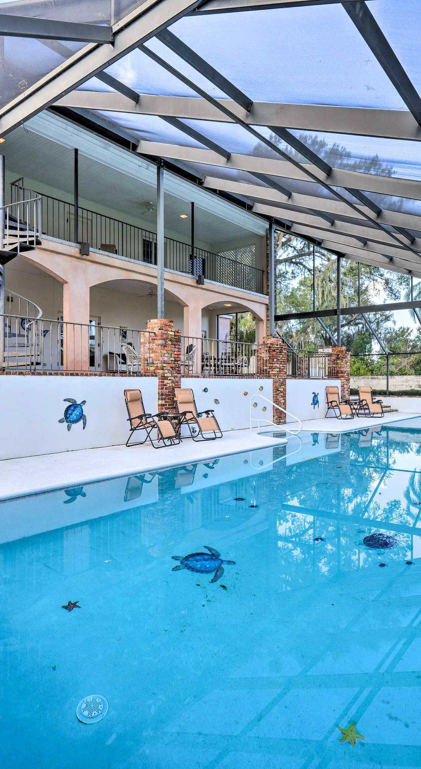 Lanai & Pool: Elegant Villa in Winter Haven!