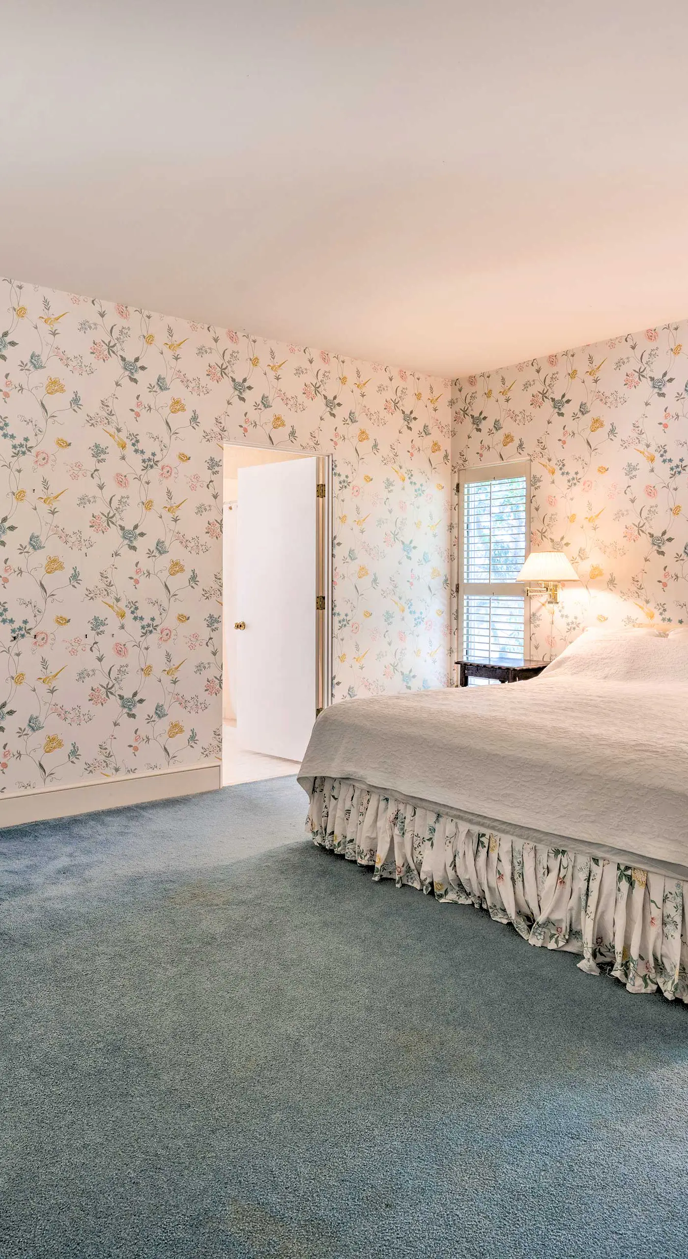 Lanai & Pool: Elegant Villa in Winter Haven!