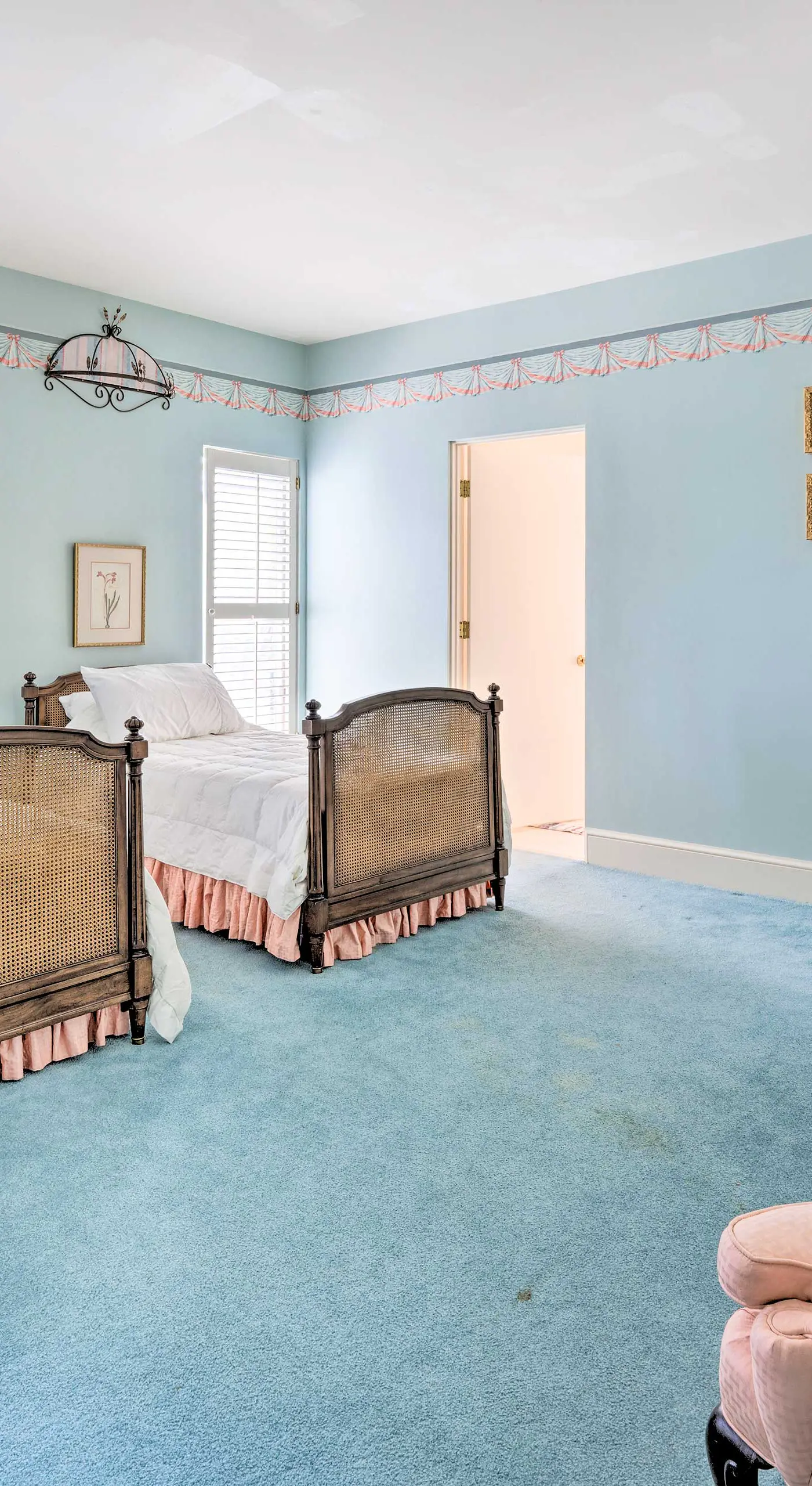 Lanai & Pool: Elegant Villa in Winter Haven!