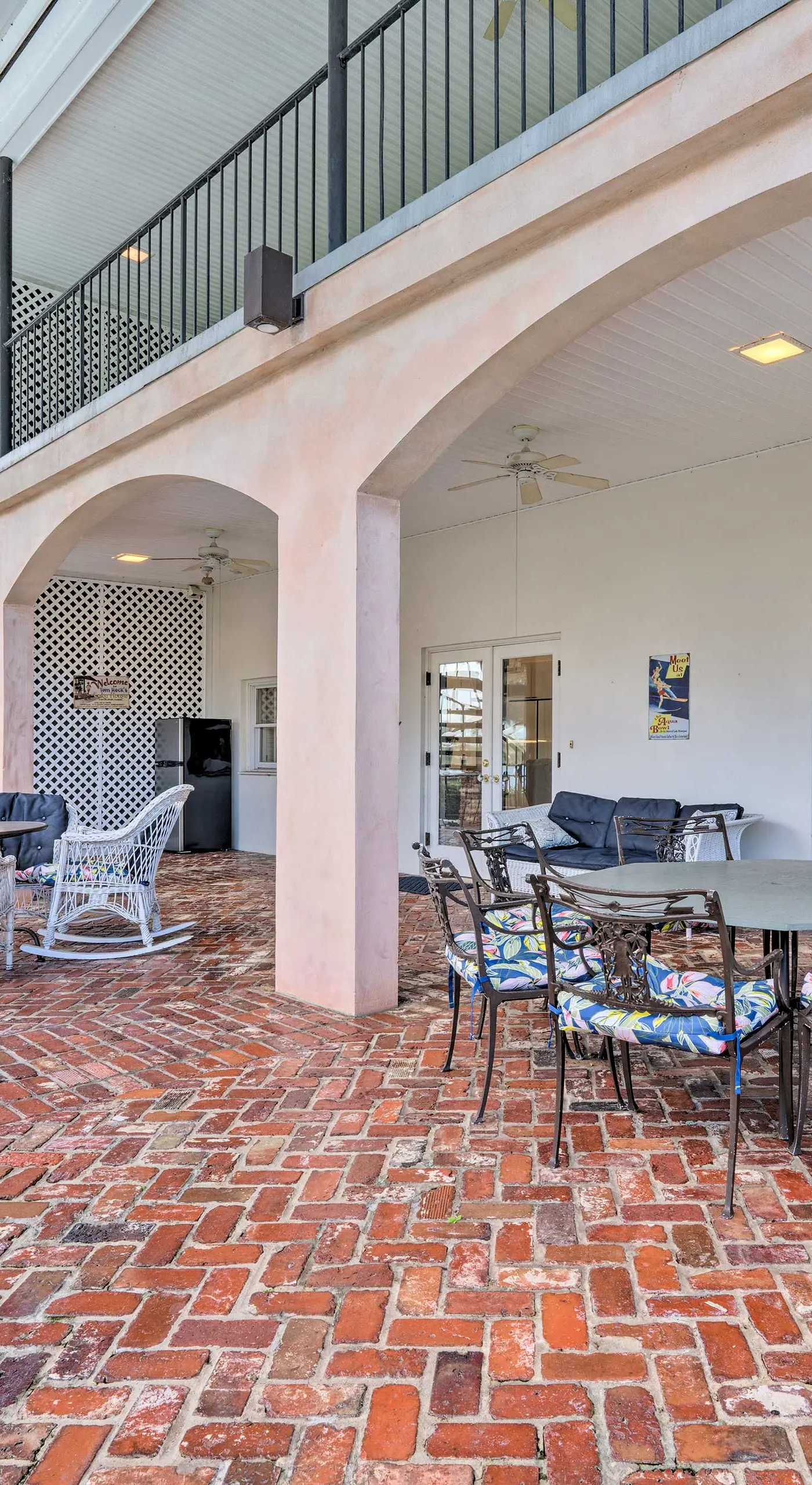 Lanai & Pool: Elegant Villa in Winter Haven!