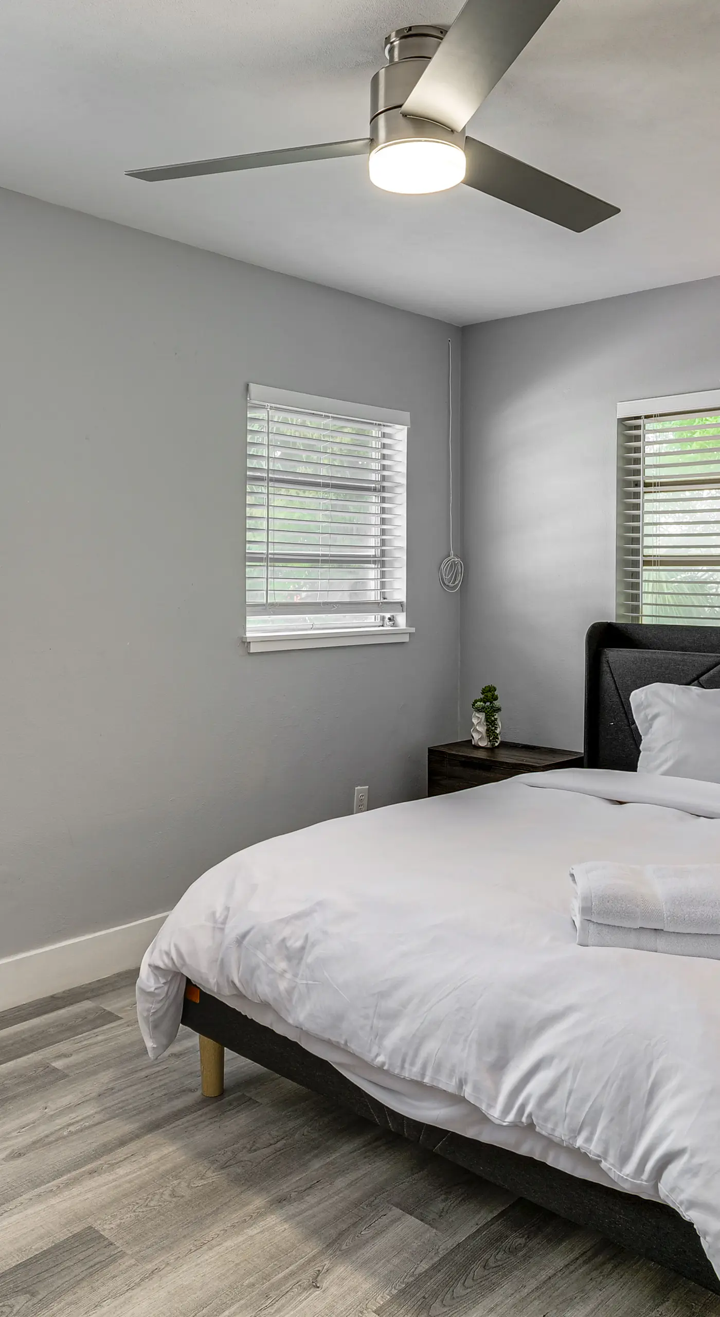 Legoland & Lakes Pool Home | Pet Friendly