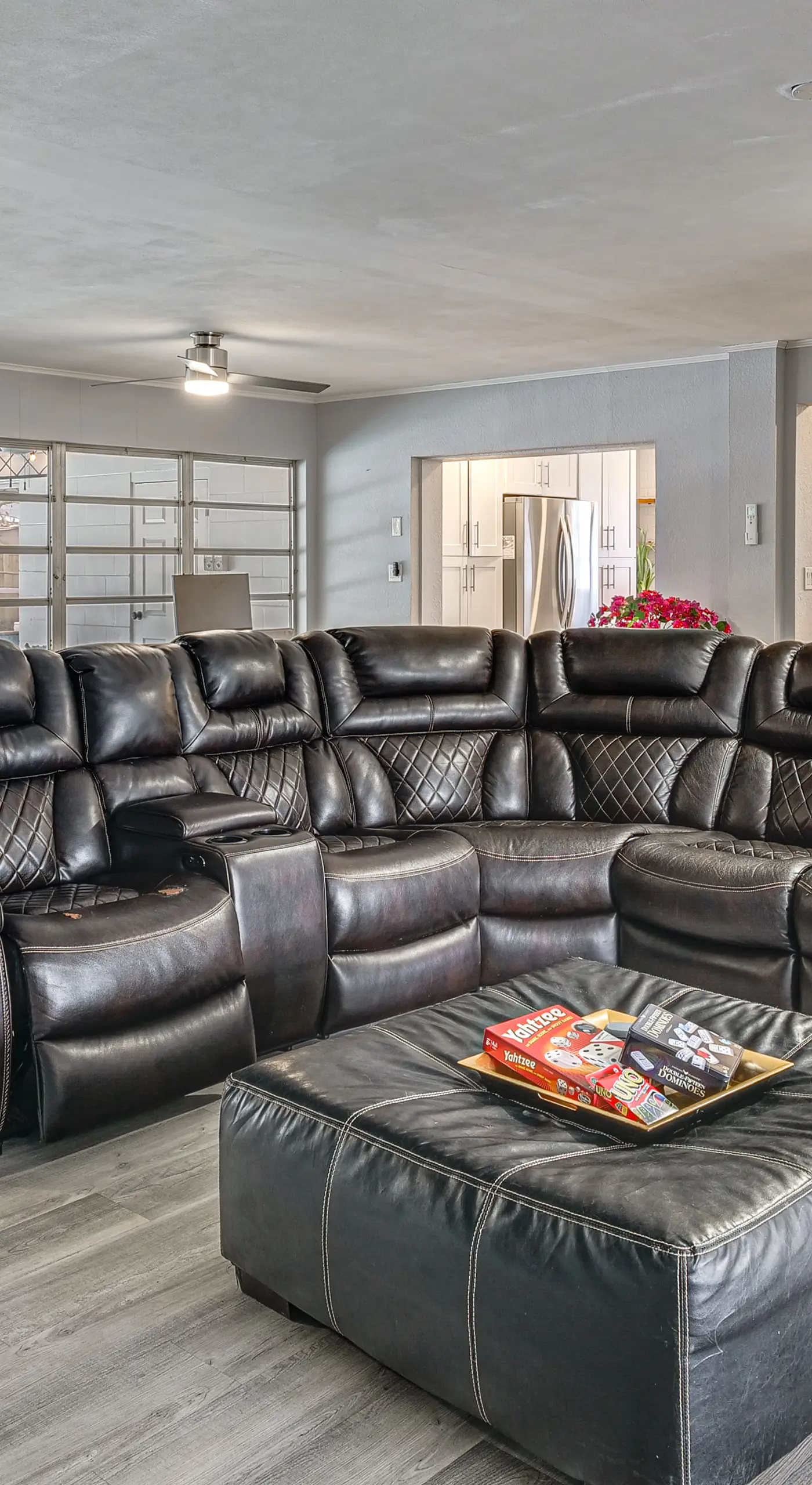 Legoland & Lakes Pool Home | Pet Friendly