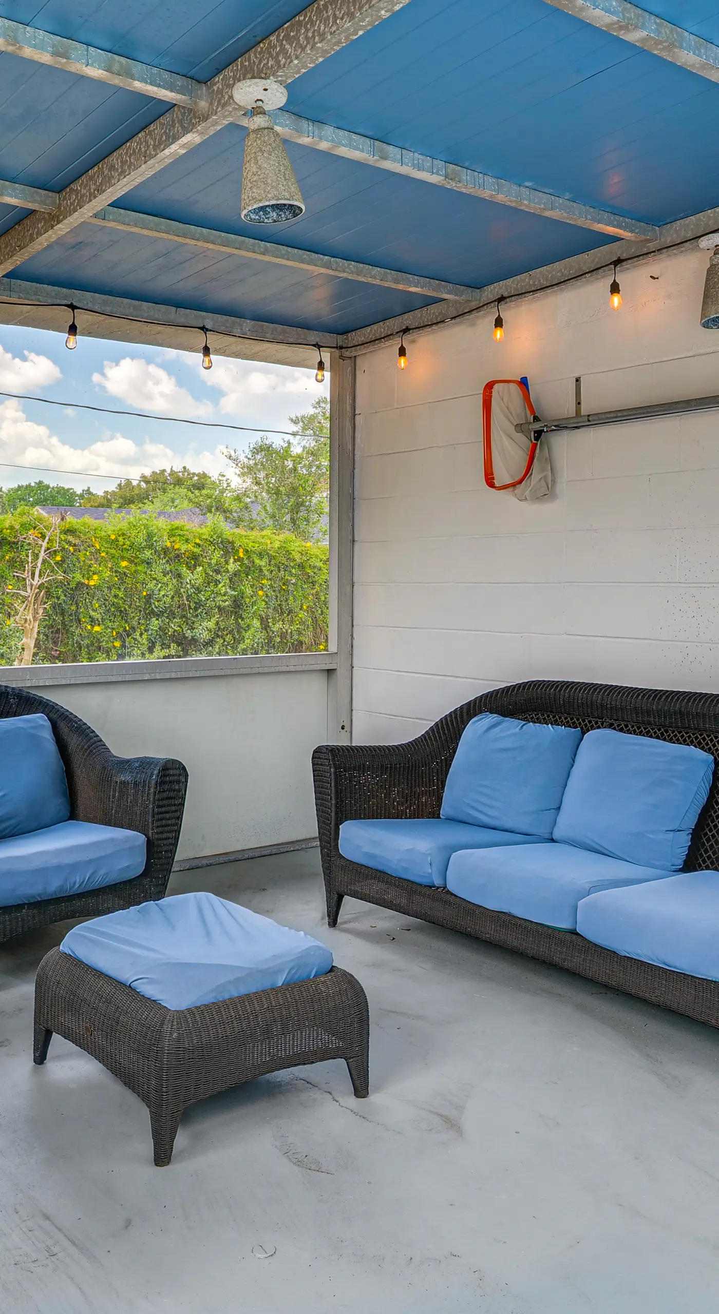 Legoland & Lakes Pool Home | Pet Friendly