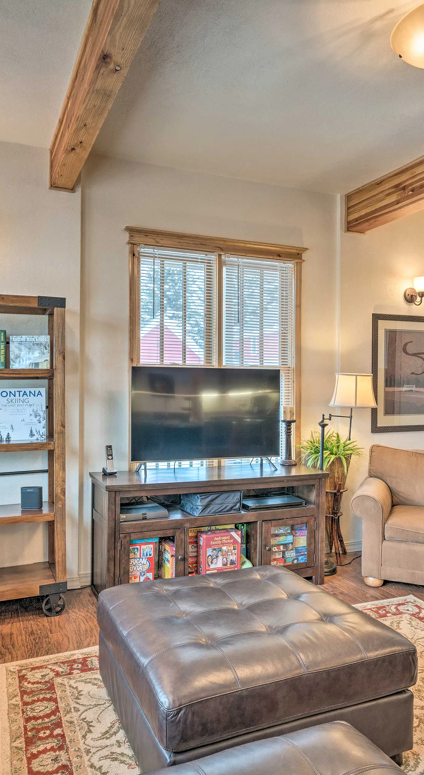 Updated Townhome w/ Hot Tub - Walk to Downtown!