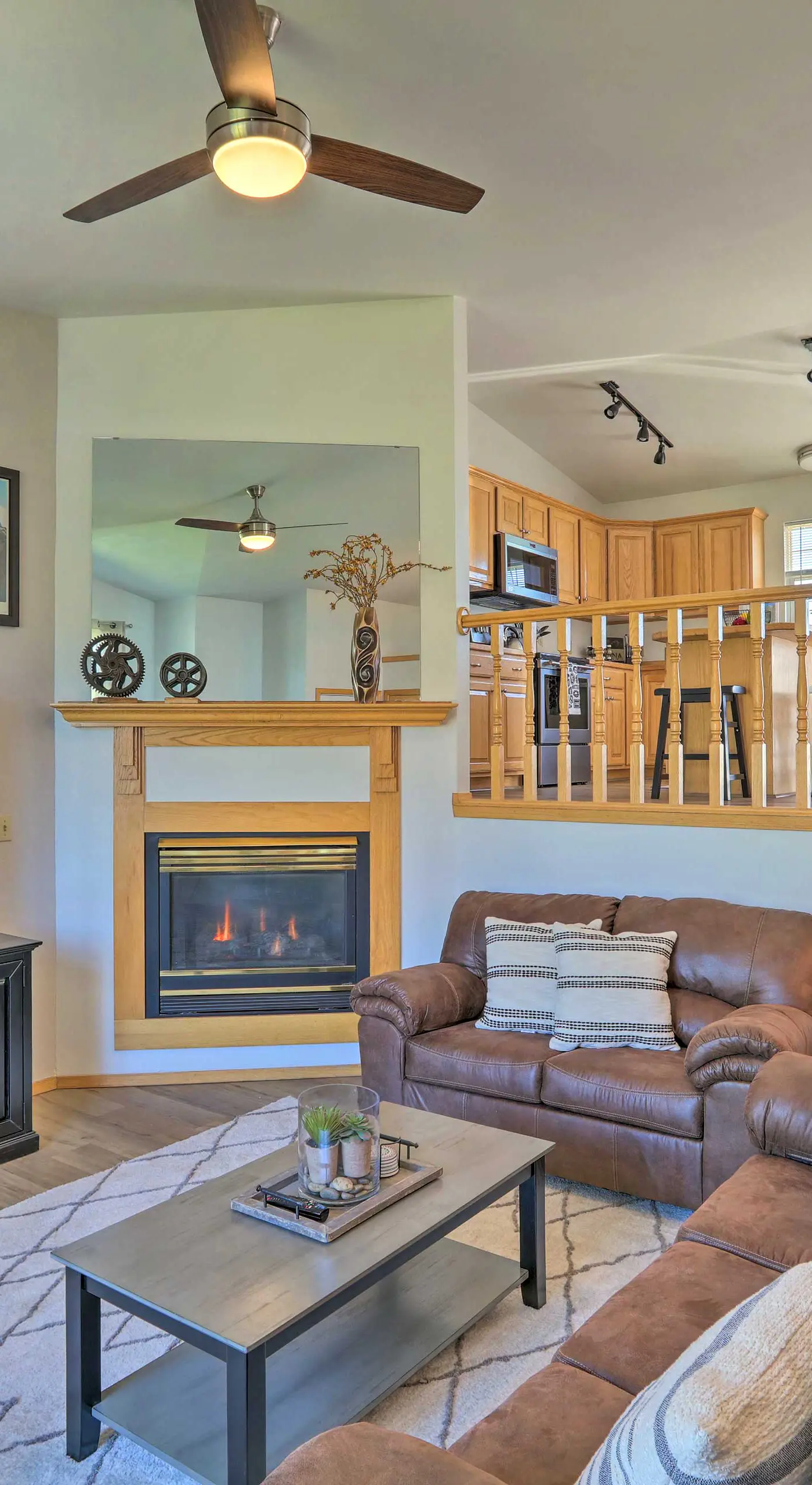 Red Lodge Townhome w/ Hot Tub & Mountain Views!