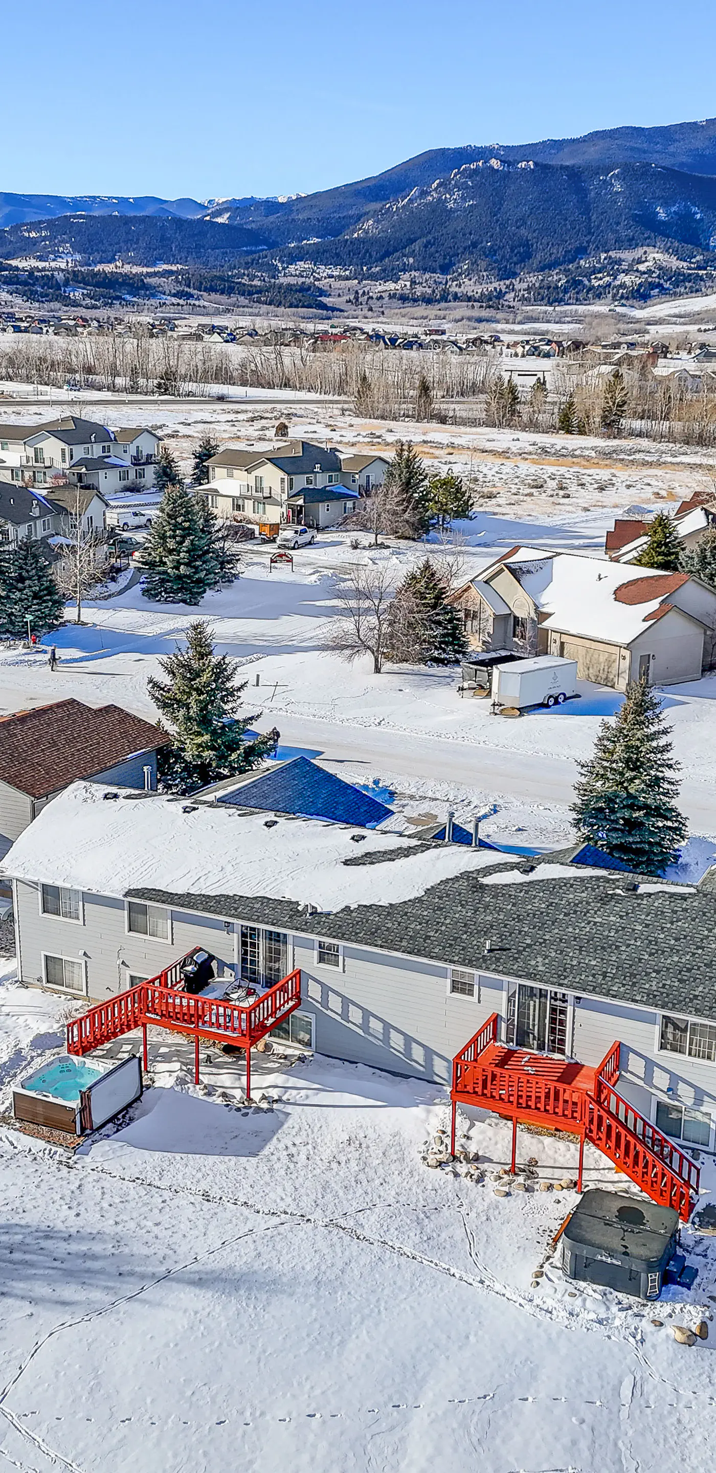 Red Lodge Townhome w/ Hot Tub & Mountain Views!