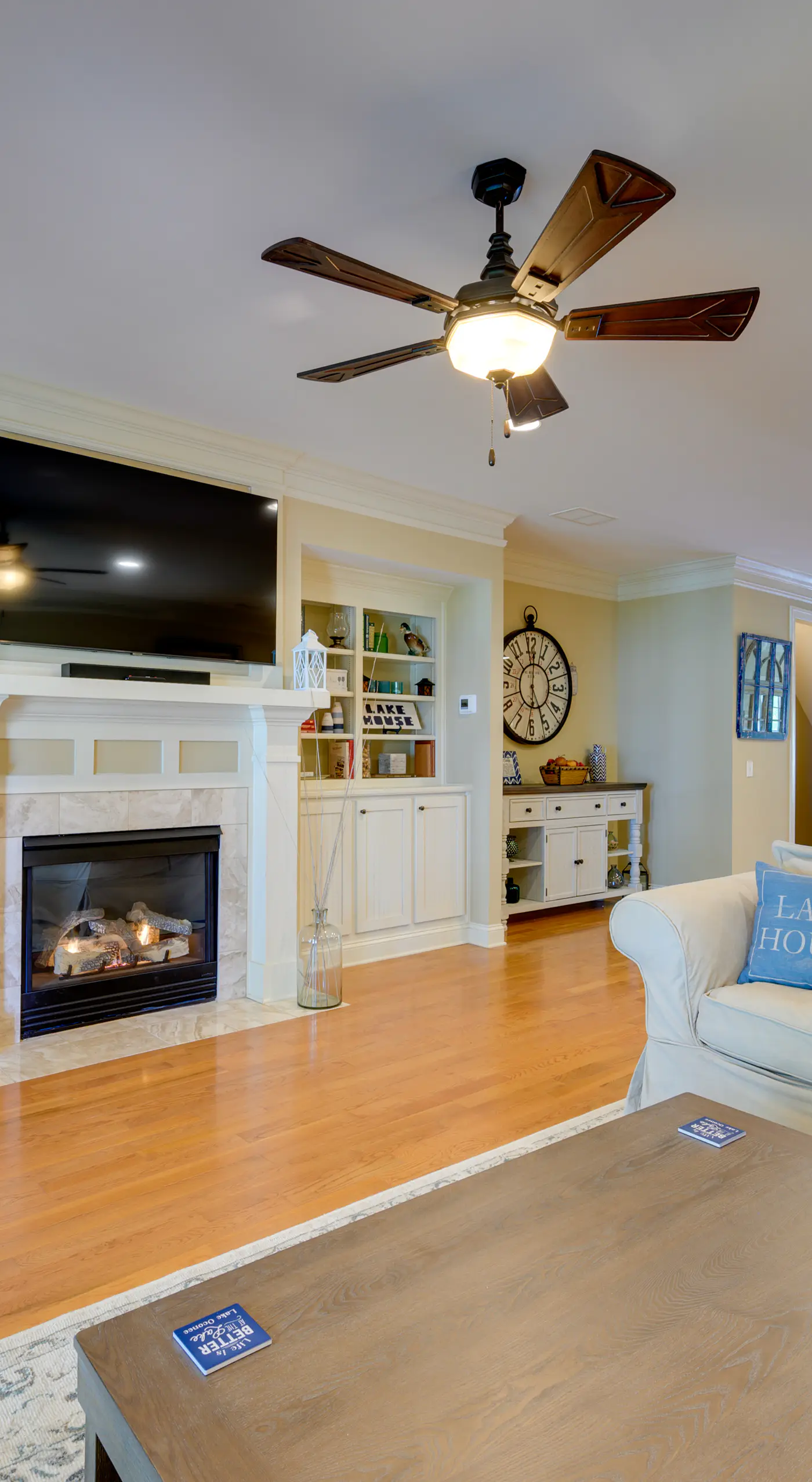 Lake Oconee Abode w/ Patio, Grill & Fire Pit Table