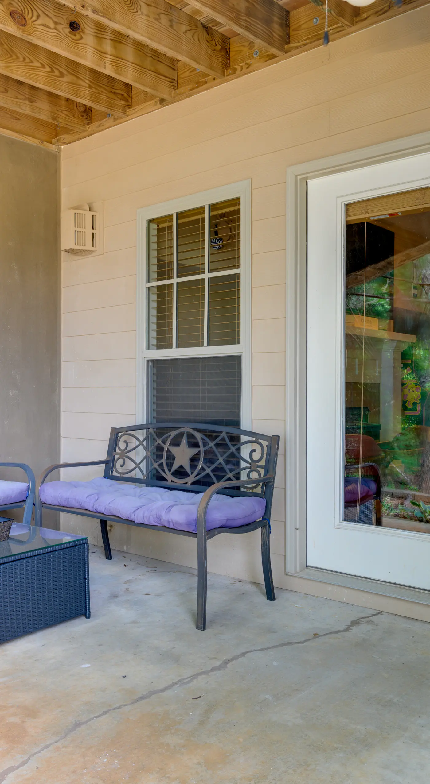 Lake Oconee Abode w/ Patio, Grill & Fire Pit Table