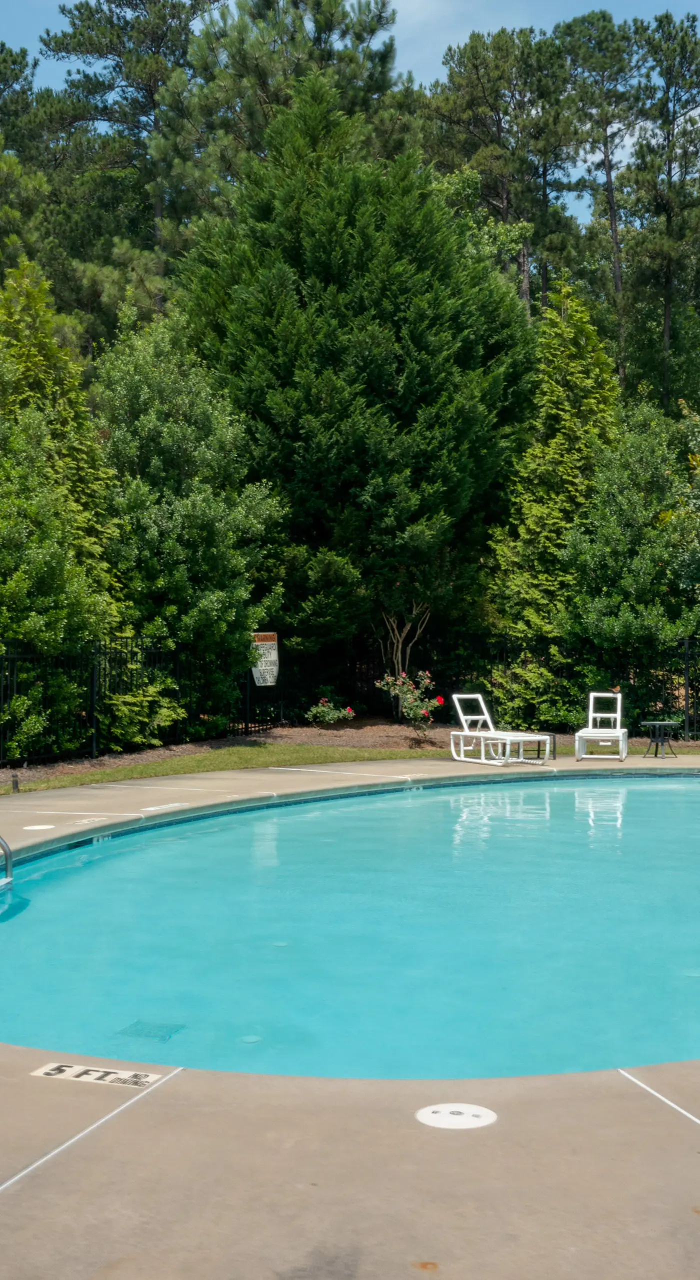 Lake Oconee Abode w/ Patio, Grill & Fire Pit Table