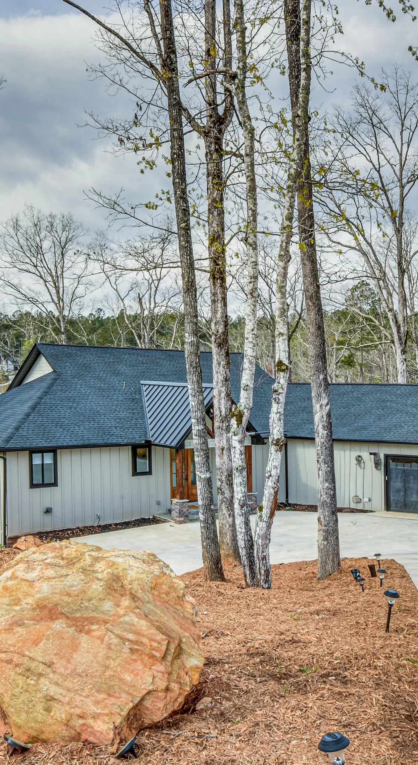Lakefront Seneca Vacation Rental w/ Shared Dock!