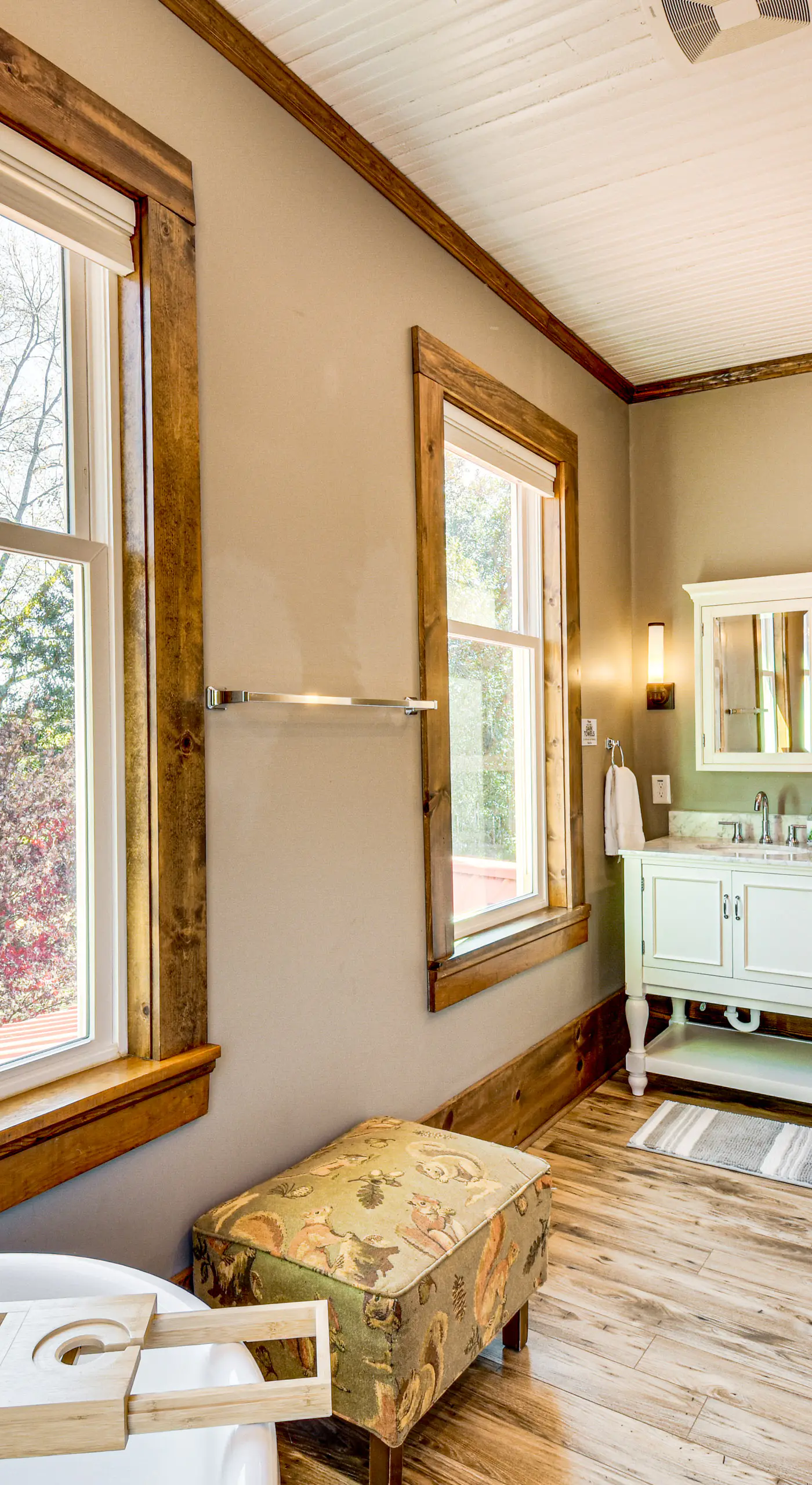 Historic Farmhouse: Memorable Moments Near Clemson