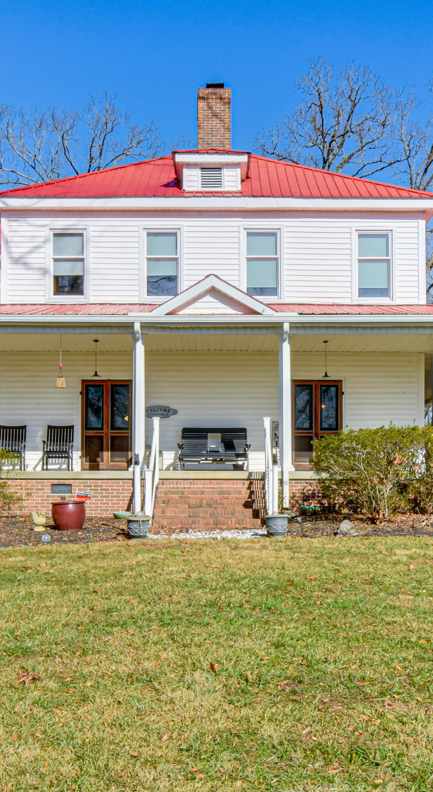 Historic Farmhouse: Memorable Moments Near Clemson