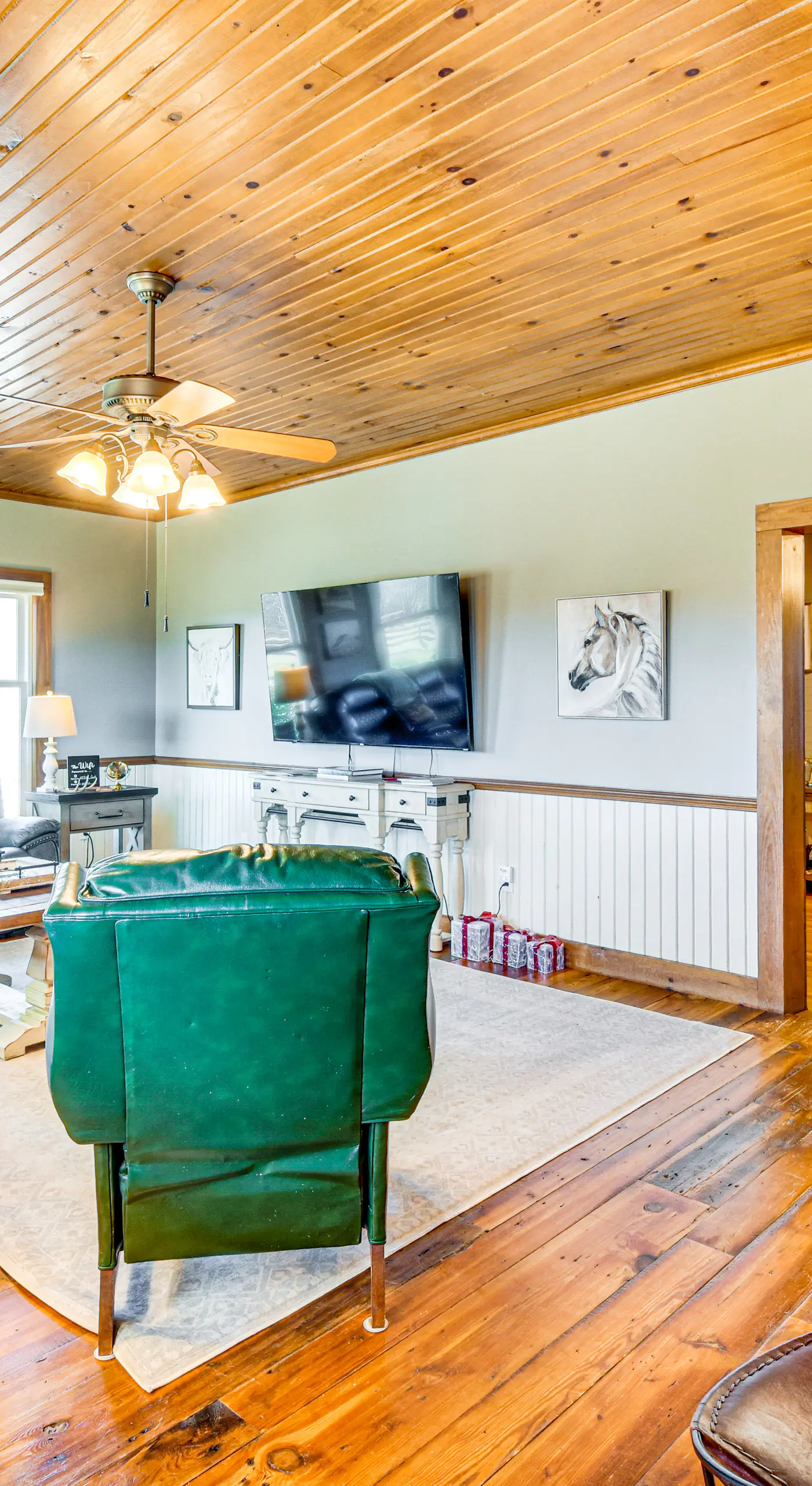 Historic Farmhouse: Memorable Moments Near Clemson