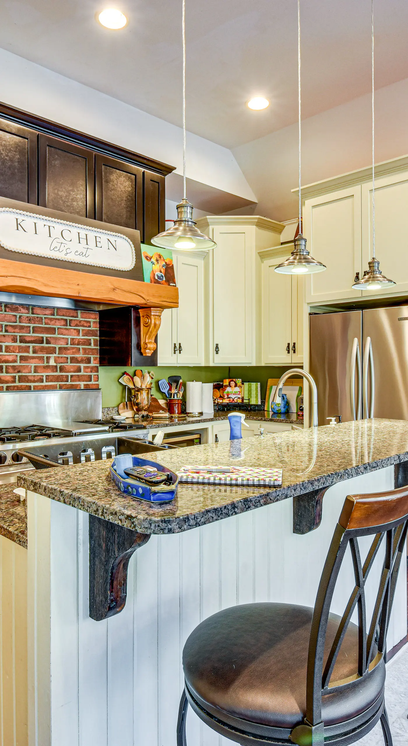 Historic Farmhouse: Memorable Moments Near Clemson