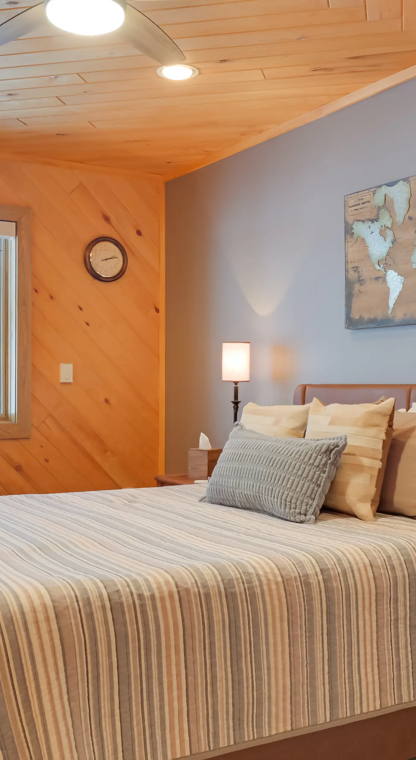 Lakeside Retreat in Hayward: Pet Friendly!