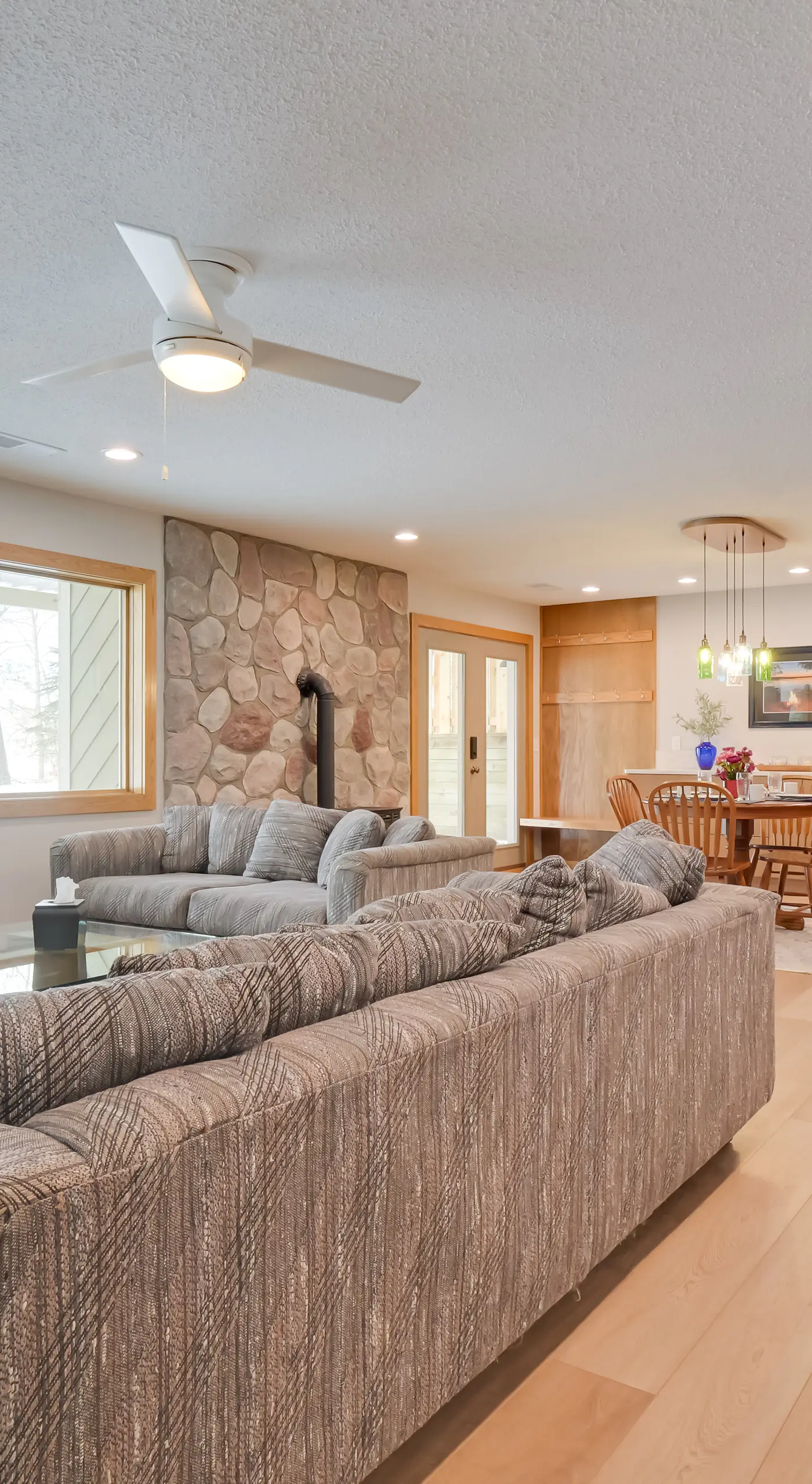 Lakeside Retreat in Hayward: Pet Friendly!