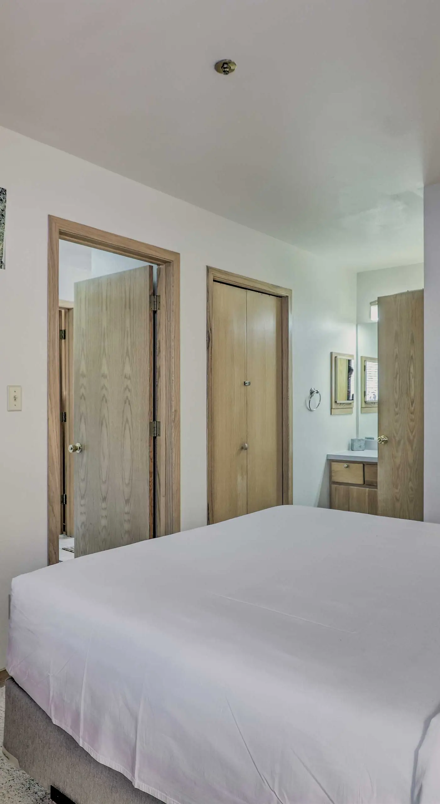 Condo w/ Views & Hot Tub Access in Silverthorne!
