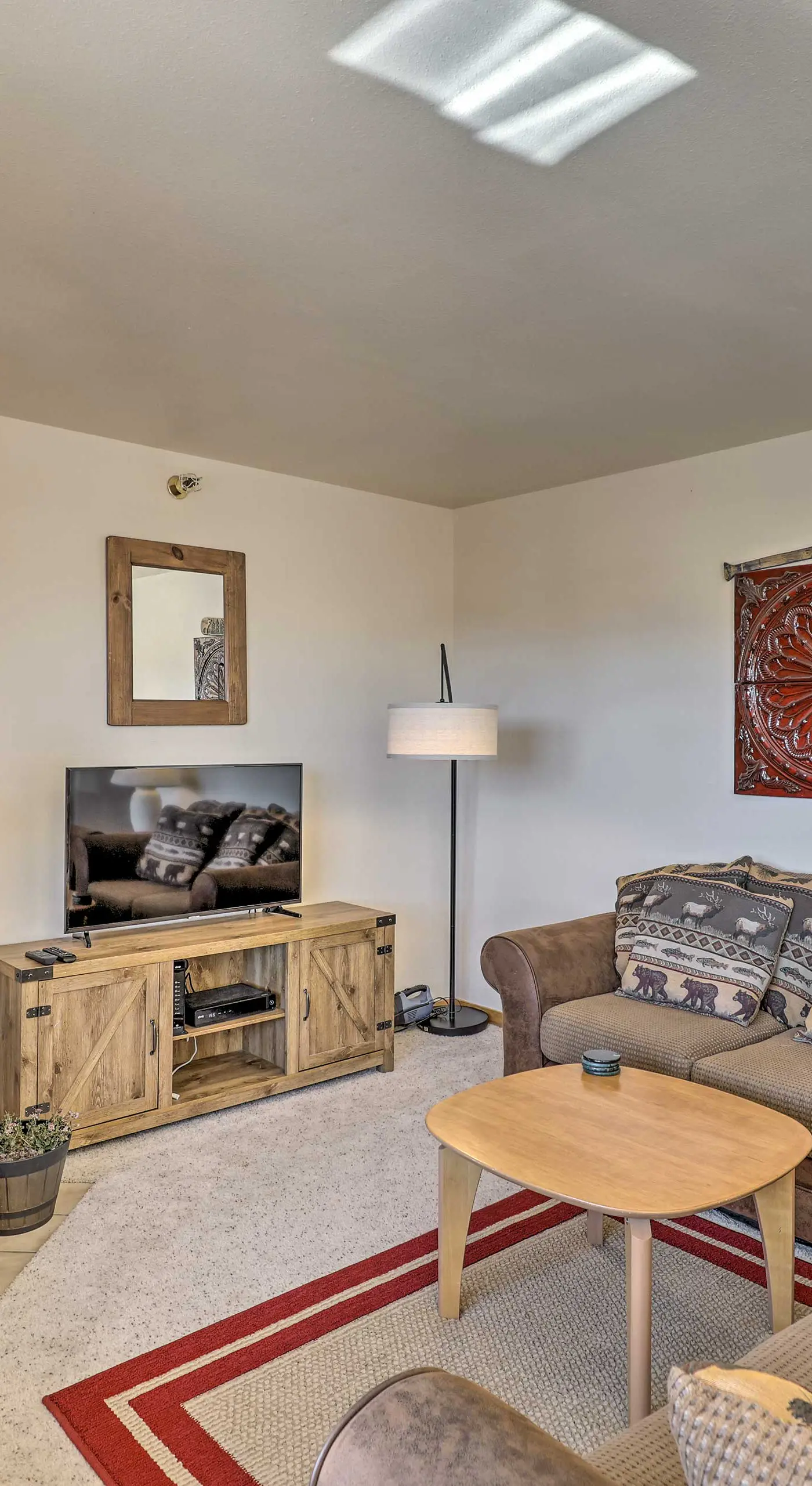 Condo w/ Views & Hot Tub Access in Silverthorne!