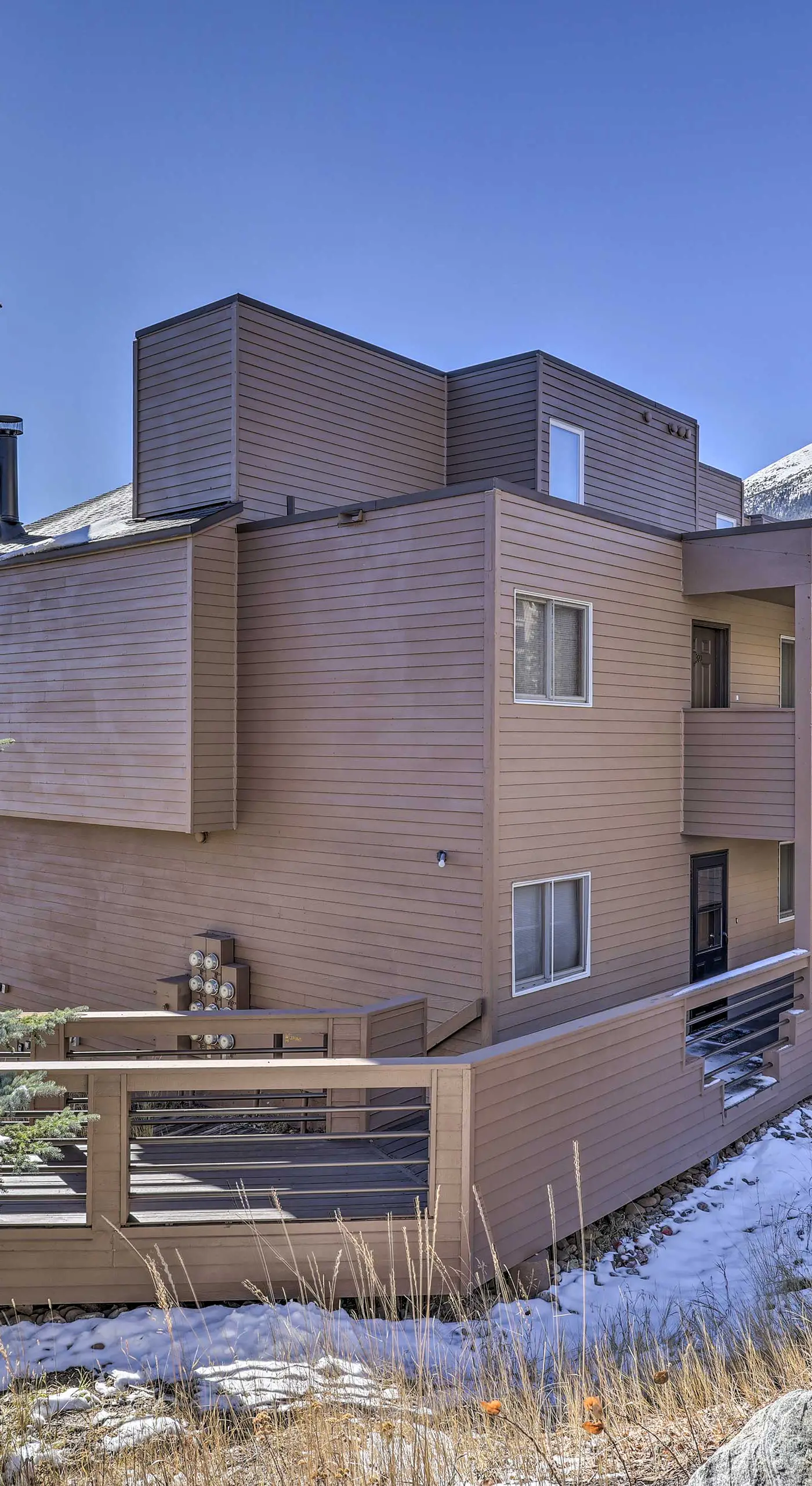 Condo w/ Views & Hot Tub Access in Silverthorne!
