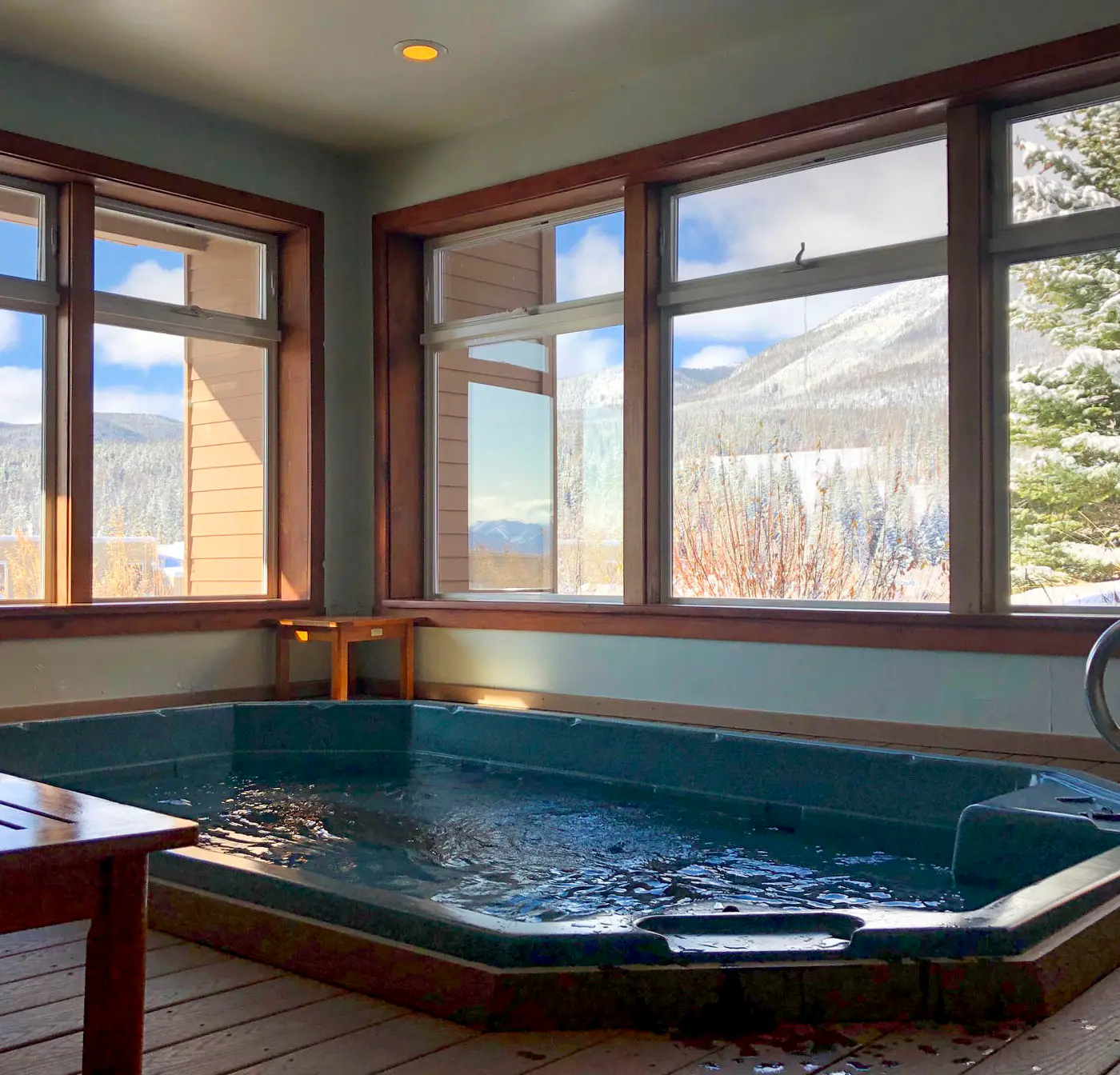 Condo w/ Views & Hot Tub Access in Silverthorne!
