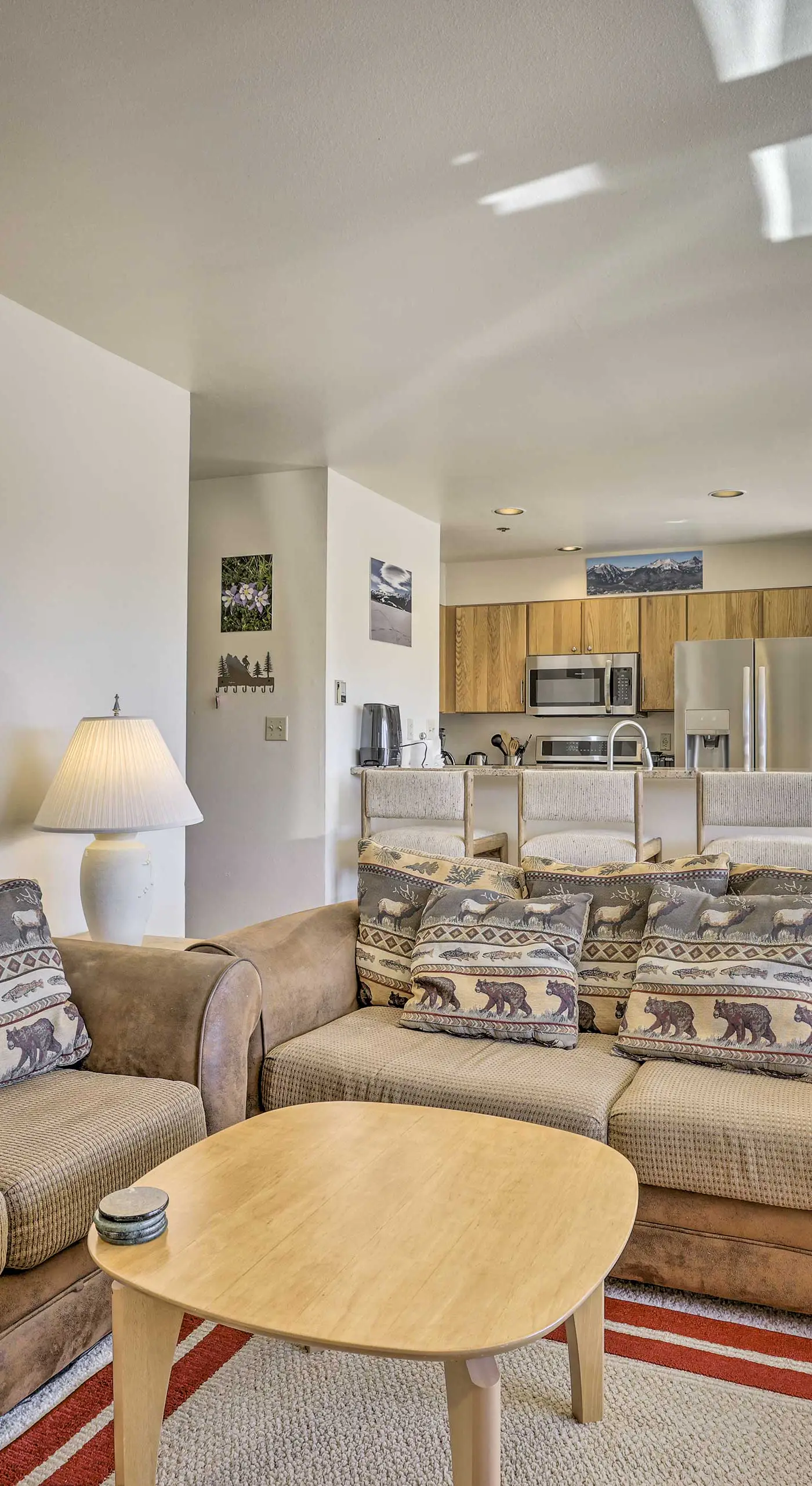 Condo w/ Views & Hot Tub Access in Silverthorne!