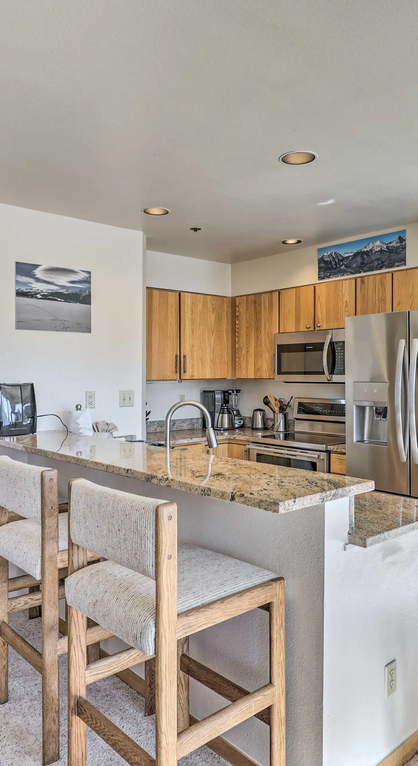 Condo w/ Views & Hot Tub Access in Silverthorne!