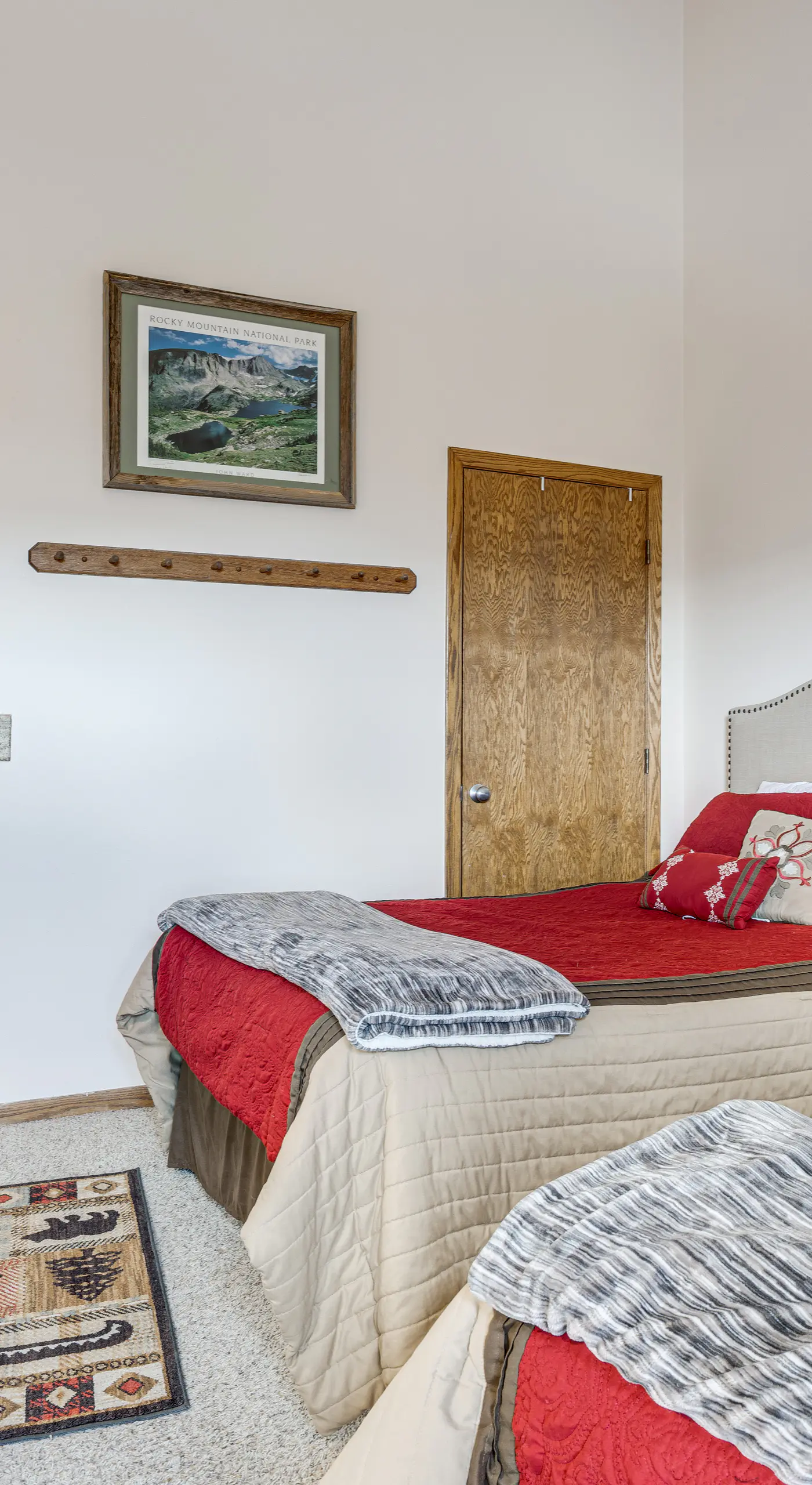 Cozy Condo w/ Balcony & Mtn View in Silverthorne!