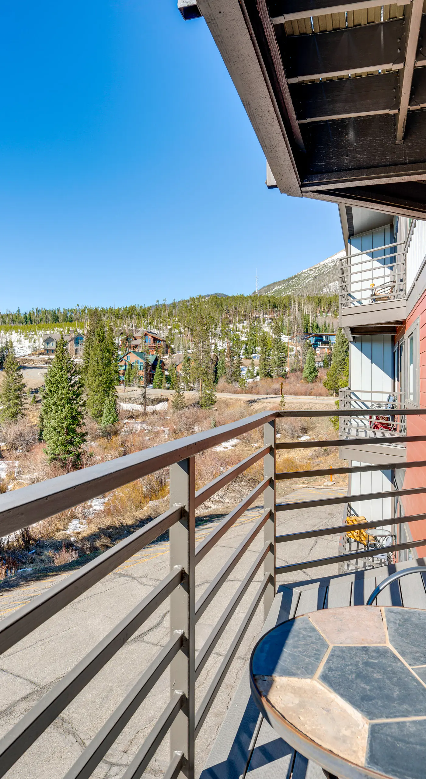 Pool, Hot Tub & Ski Shuttle! Extended Mtn Escape