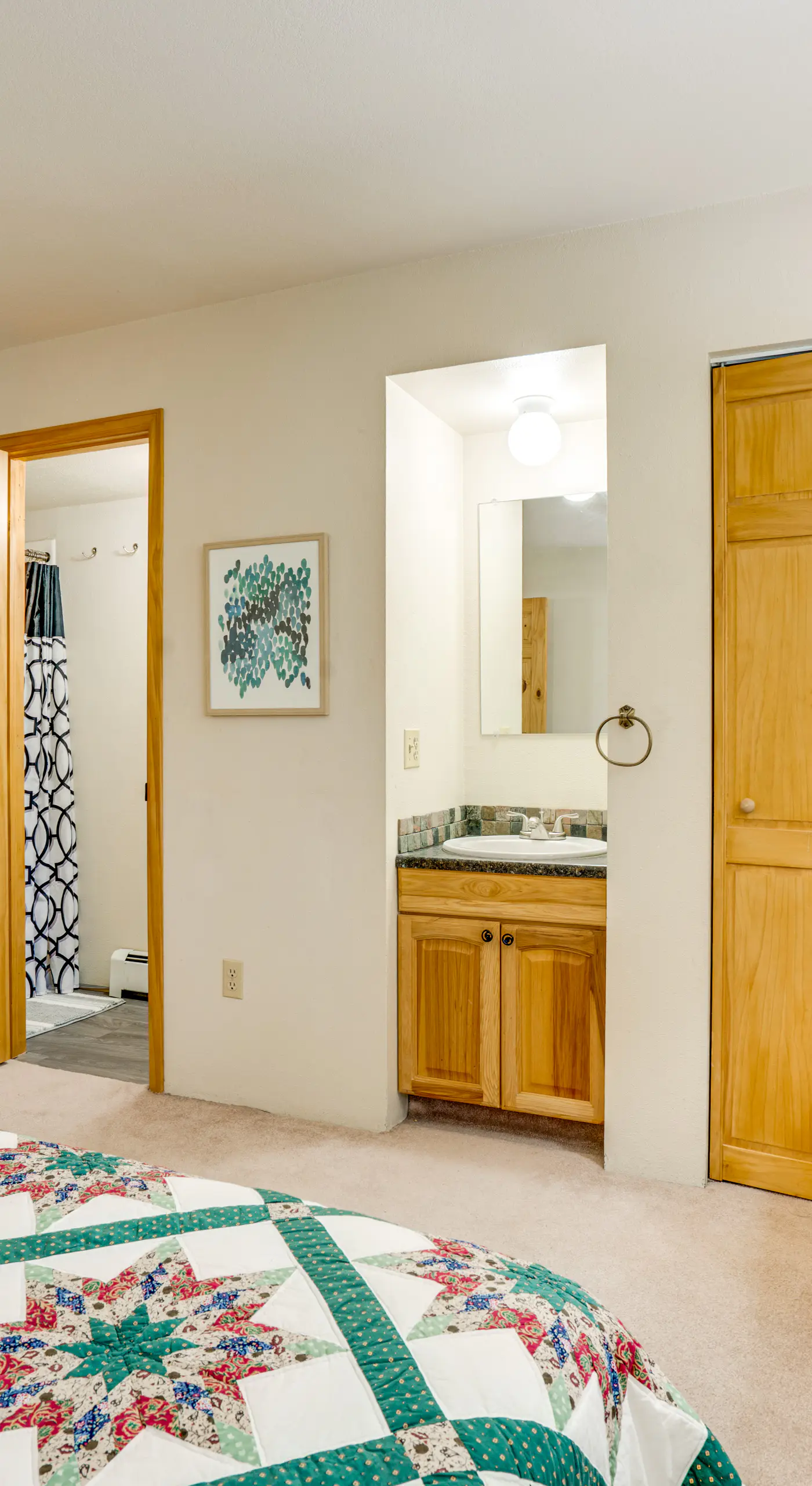 Pool, Hot Tub & Ski Shuttle! Extended Mtn Escape
