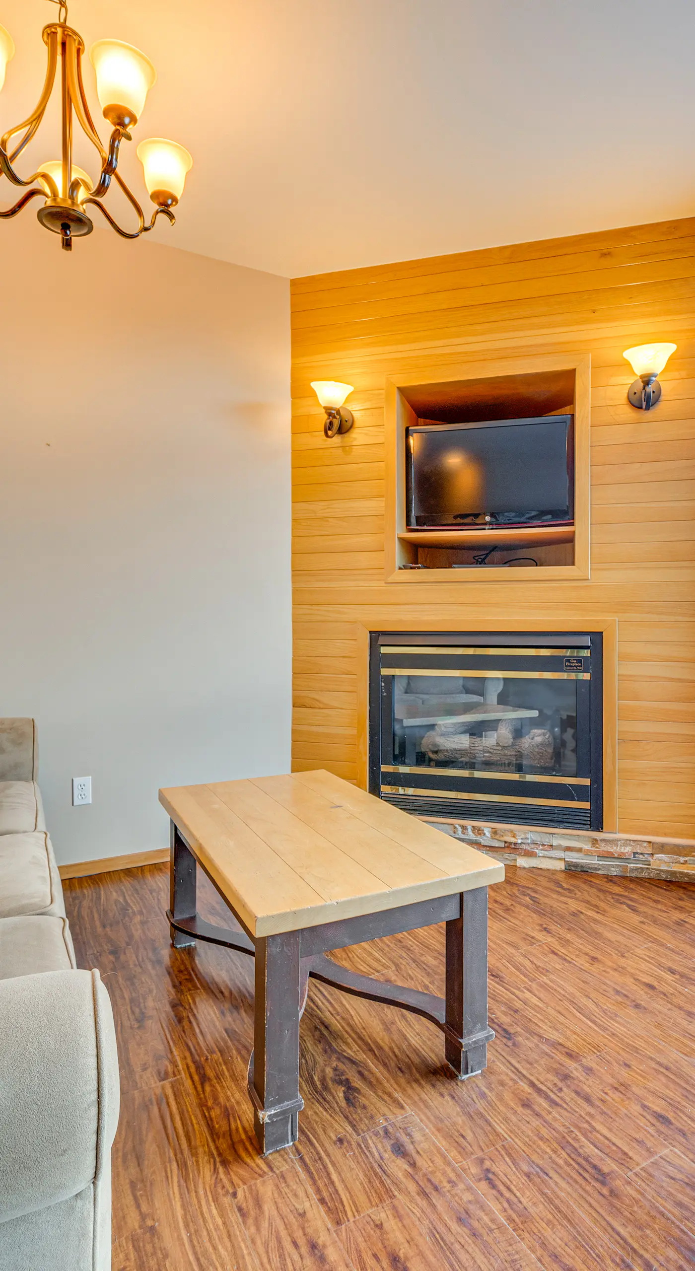 Steps to River Run Gondola: Ski Condo w/ Views!